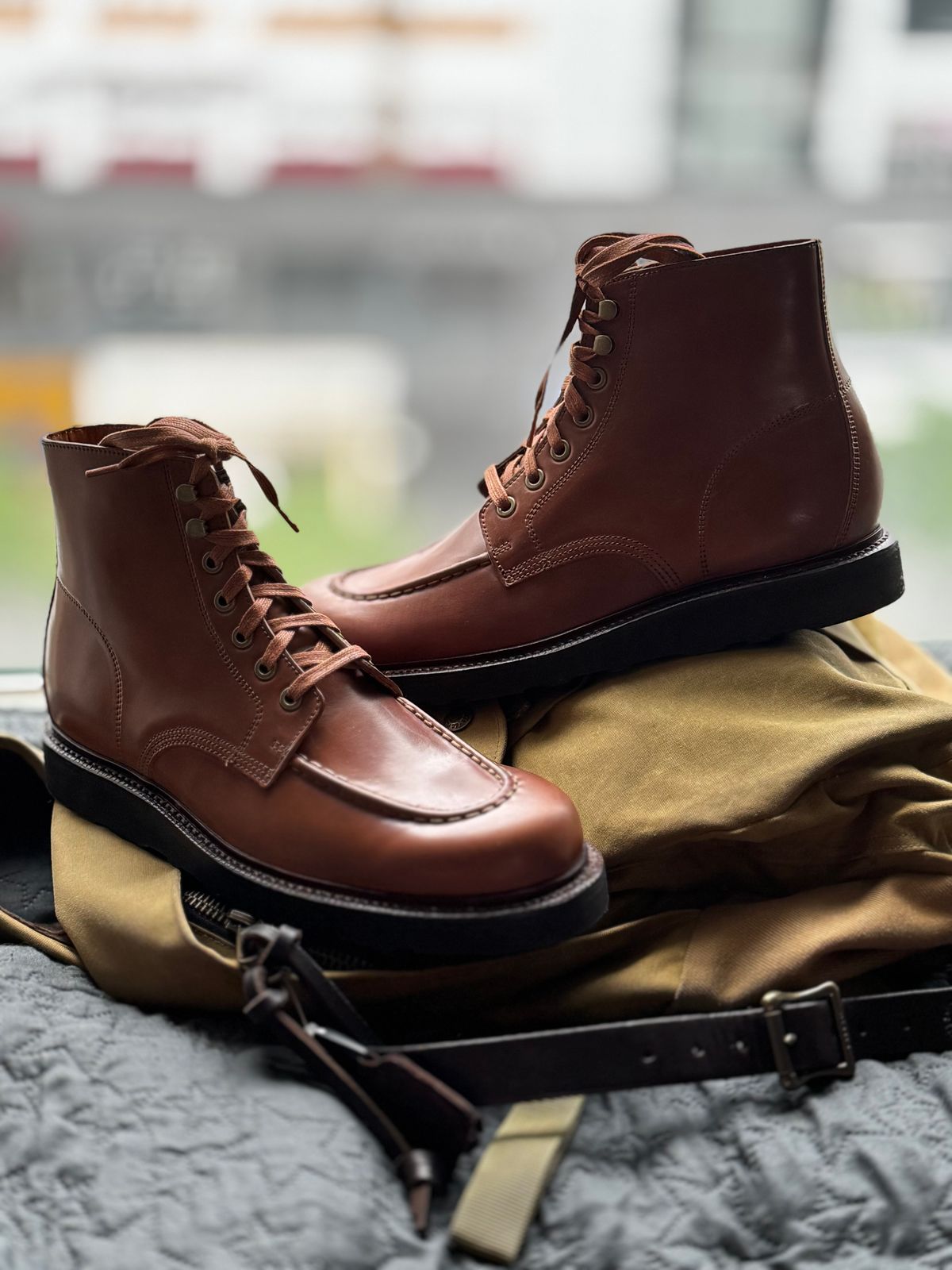Photo by have.boots.will.travel on June 21, 2025 of the Grant Stone Brass Boot in Horween Honey Glazed Shell Cordovan.