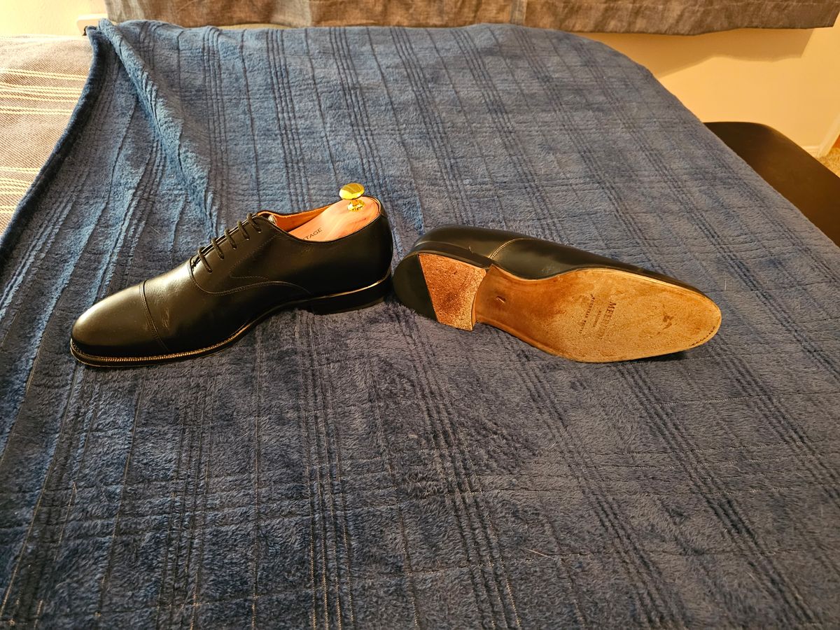 Photo by AspiringNormie on October 4, 2023 of the Meermin Cap Toe Oxford in Du Puy Black Box Calf.
