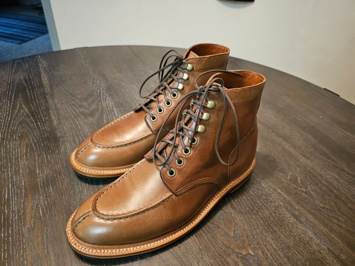 Photo by AspiringNormie on October 3, 2023 of the Grant Stone Ottawa Boot in Horween Dune Chromexcel.