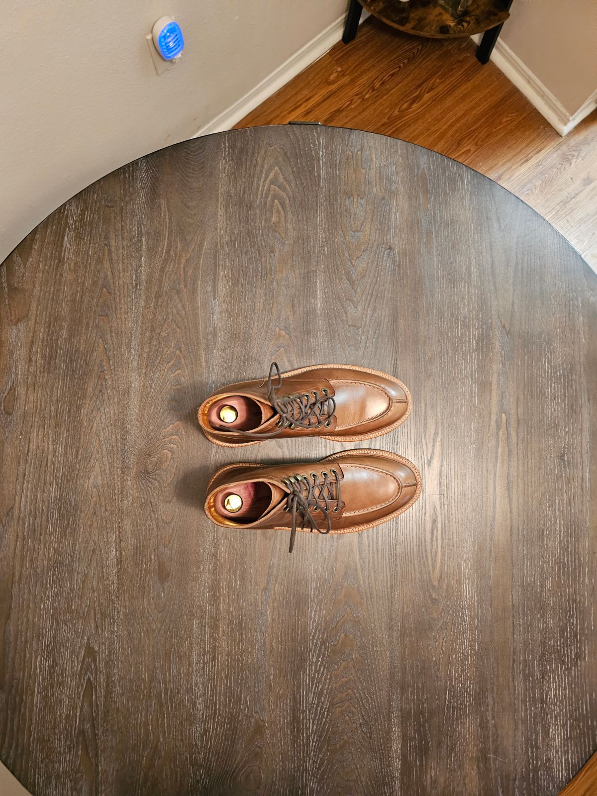 Photo by AspiringNormie on October 3, 2023 of the Grant Stone Ottawa Boot in Horween Dune Chromexcel.