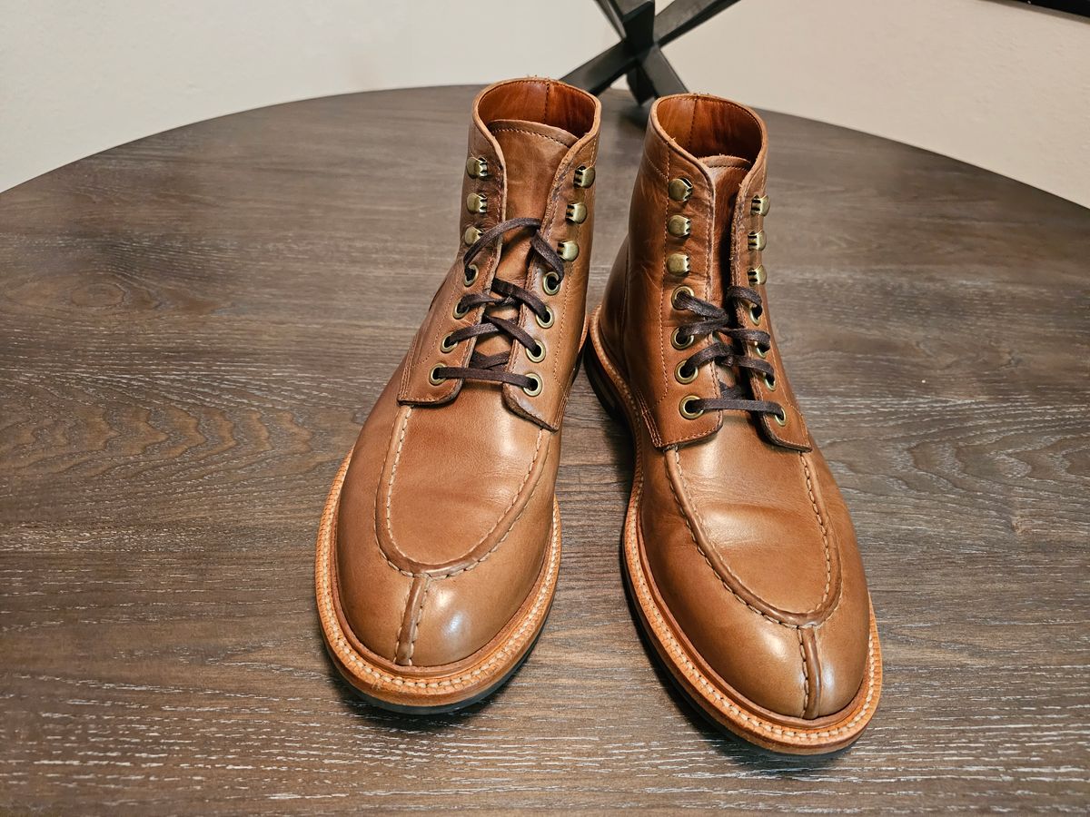 Photo by AspiringNormie on November 2, 2023 of the Grant Stone Ottawa Boot in Horween Dune Chromexcel.
