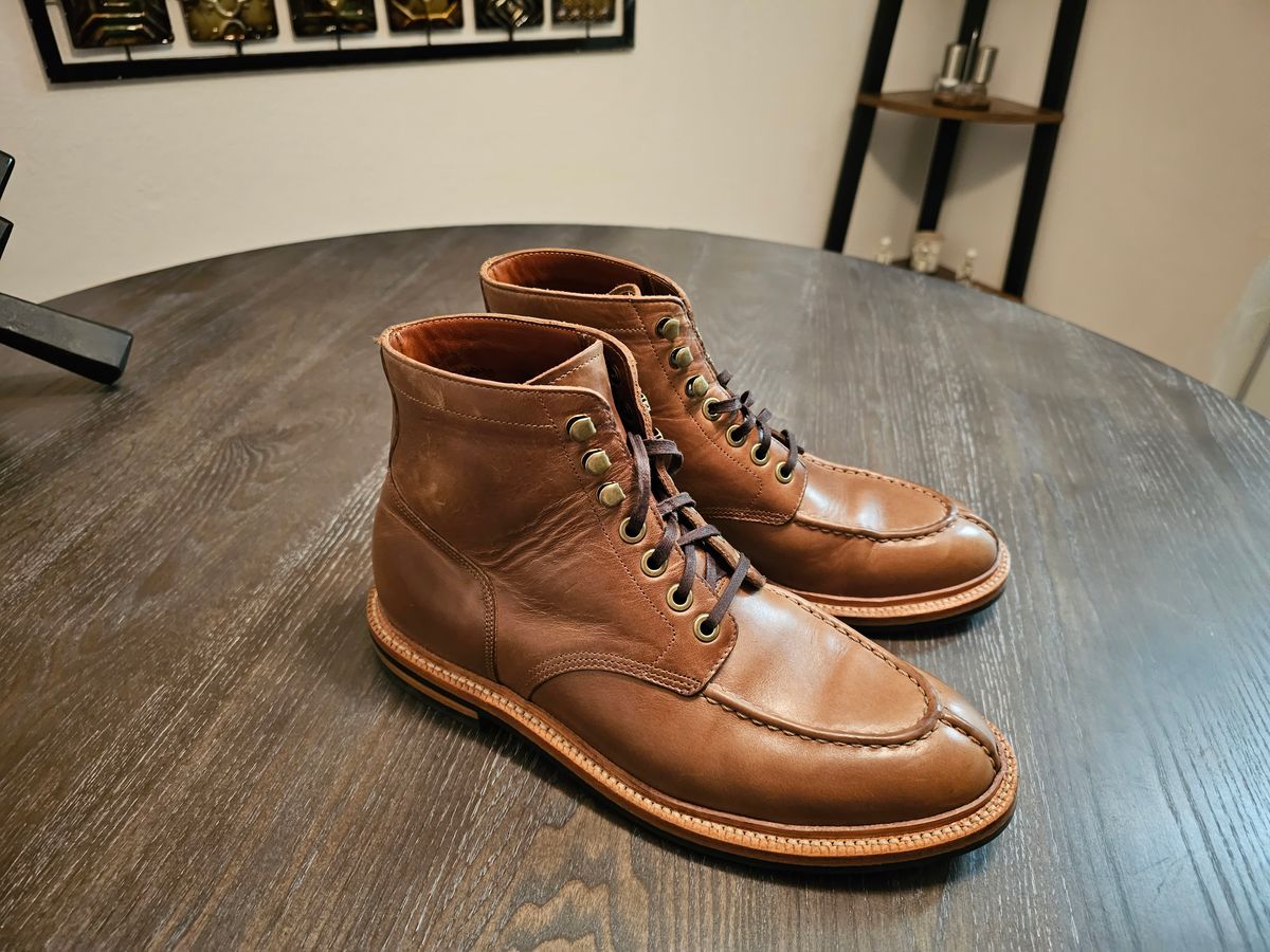 Photo by AspiringNormie on November 2, 2023 of the Grant Stone Ottawa Boot in Horween Dune Chromexcel.
