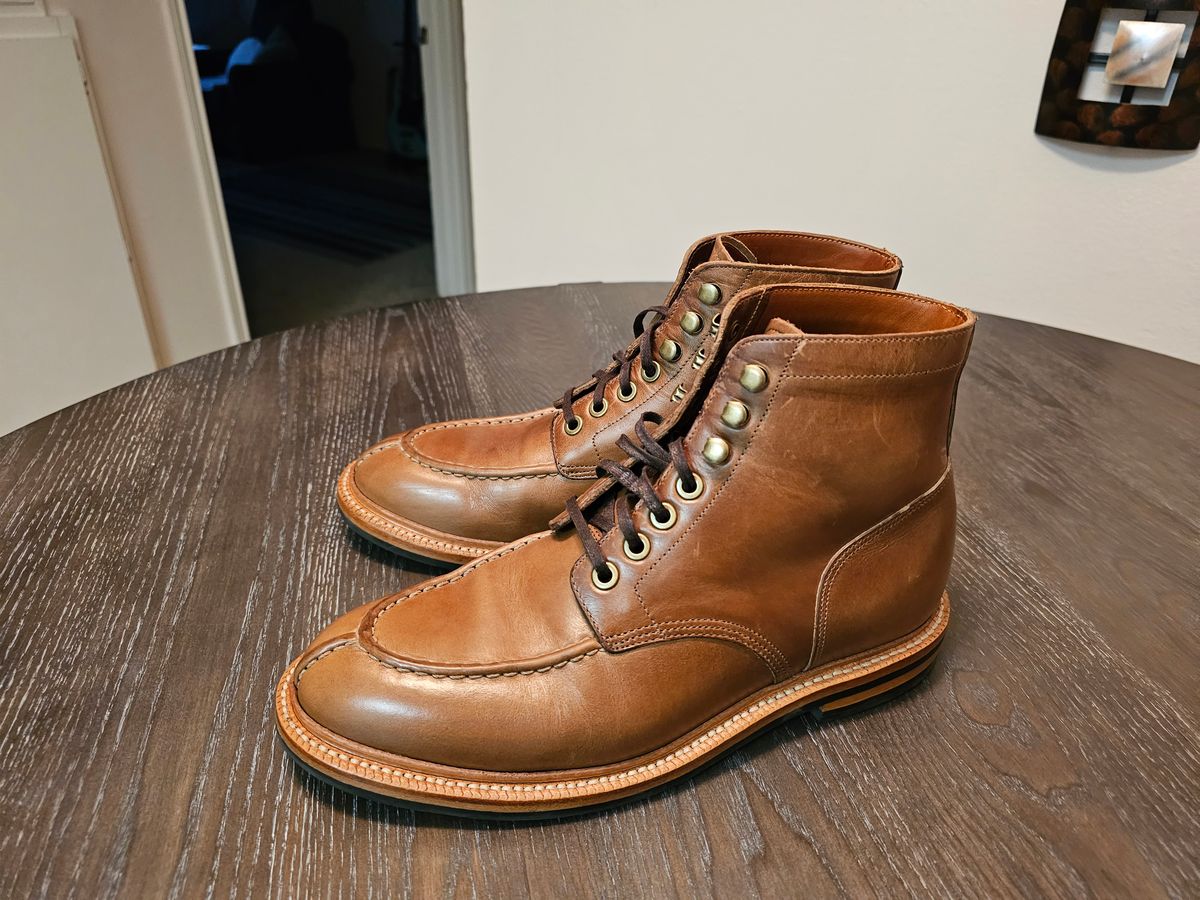 Photo by AspiringNormie on November 2, 2023 of the Grant Stone Ottawa Boot in Horween Dune Chromexcel.