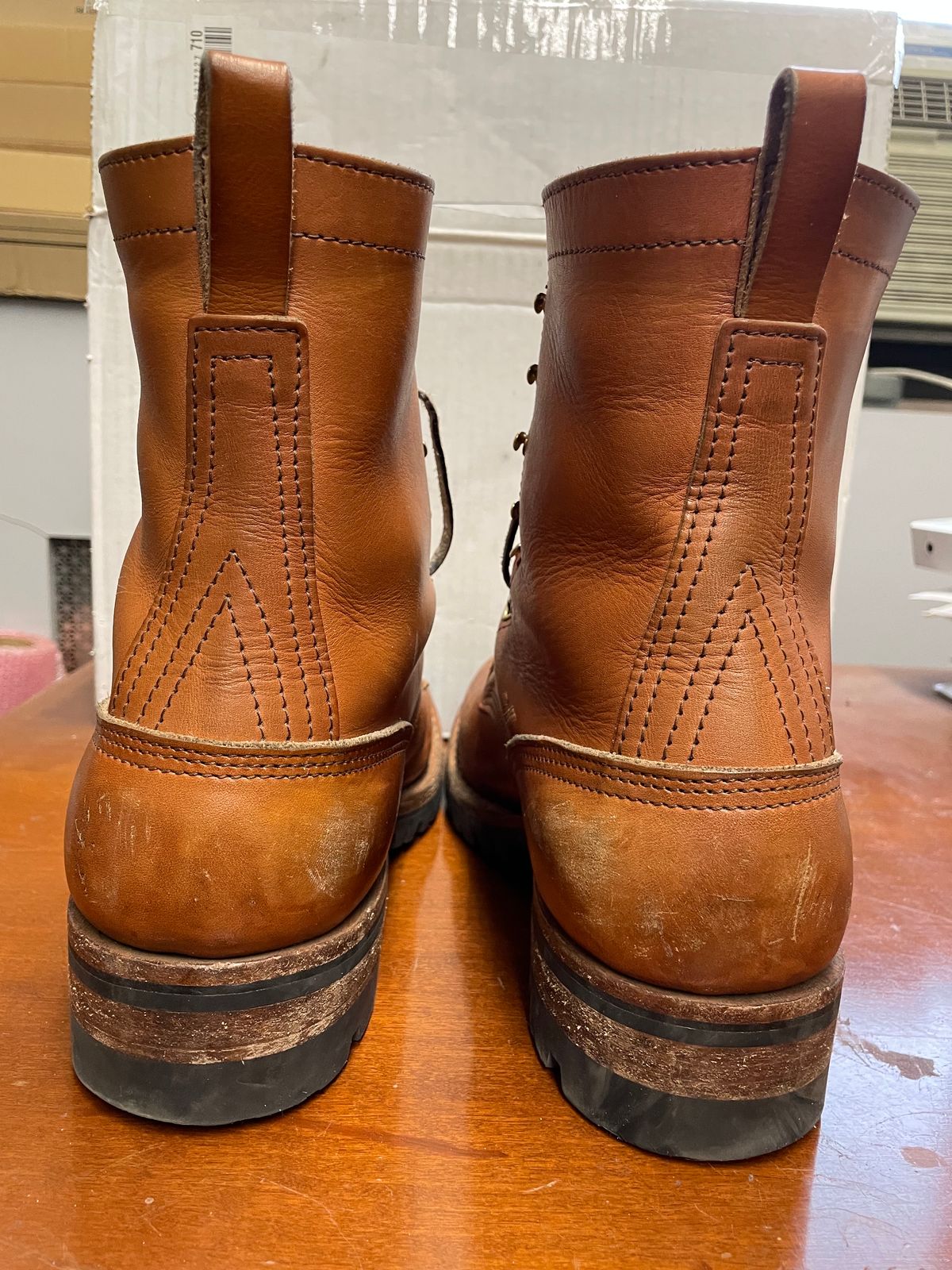 Photo by LTDDaniel on January 4, 2024 of the Nicks DomePro in Wickett & Craig Tan English Bridle.