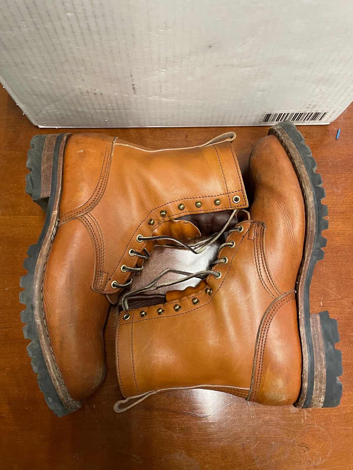 Photo by LTDDaniel on January 4, 2024 of the Nicks DomePro in Wickett & Craig Tan English Bridle.