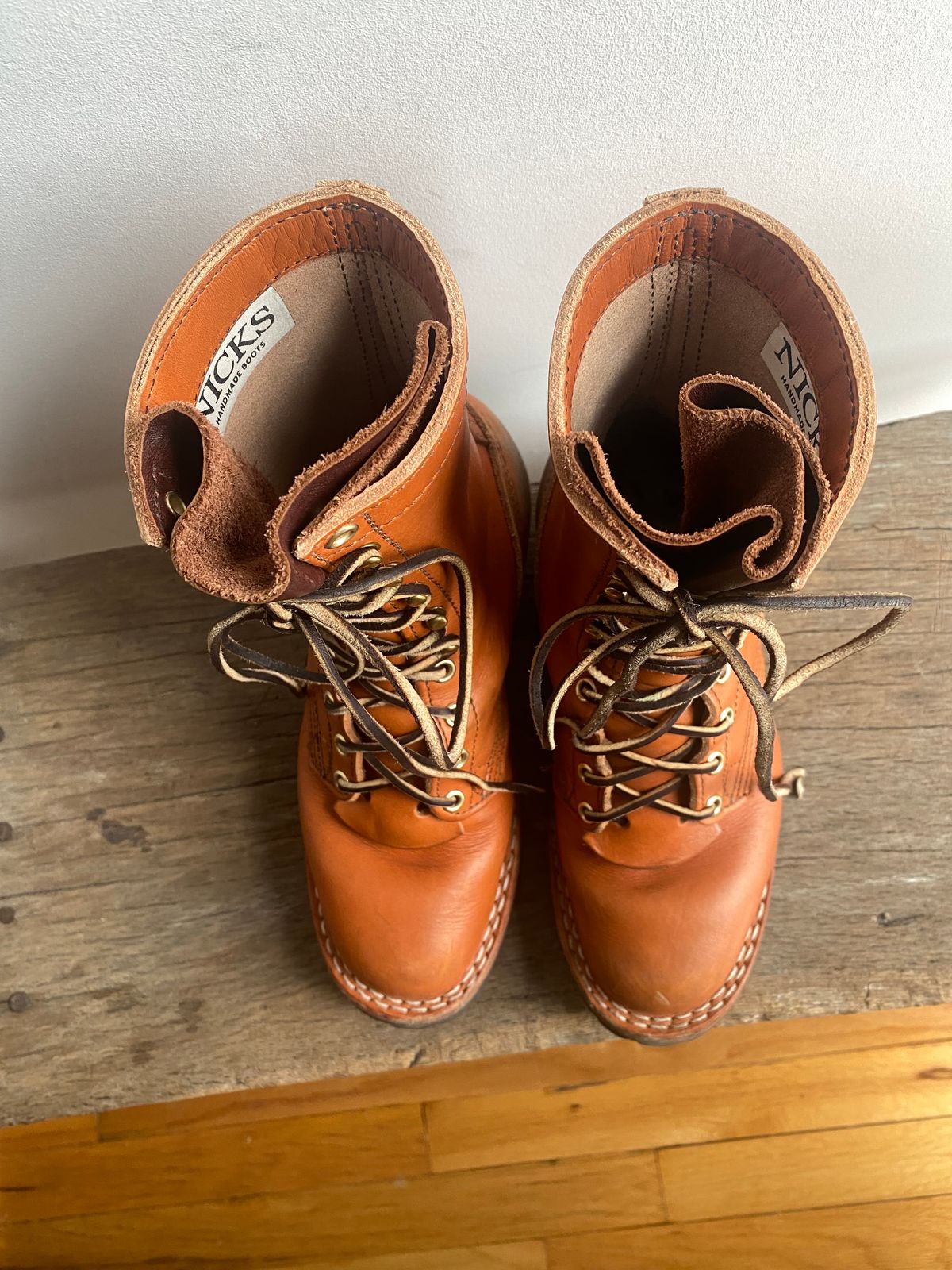 Photo by clompclompstompystomp on December 5, 2023 of the Nicks DomePro in Wickett & Craig Tan English Bridle.