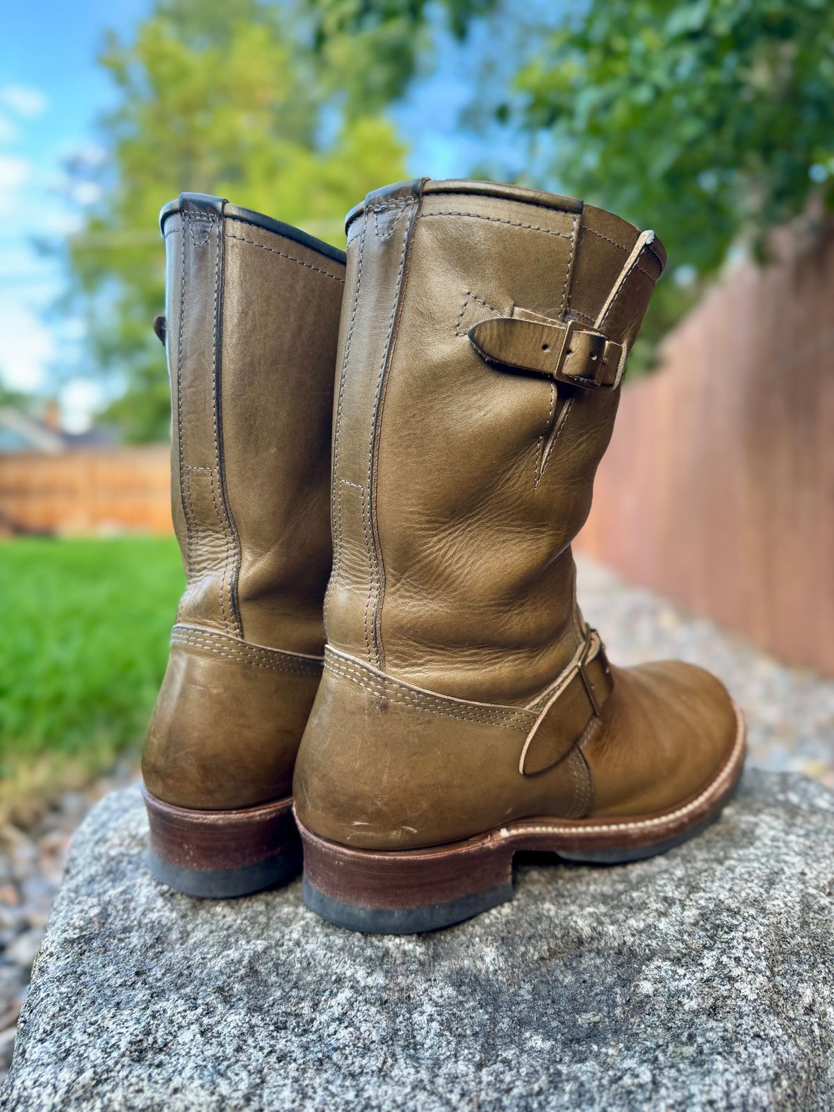 Photo by CarlThaKiller on September 15, 2025 of the John Lofgren Wabash Engineer Boots in Badalassi Carlo Grigio Minerva Liscio.