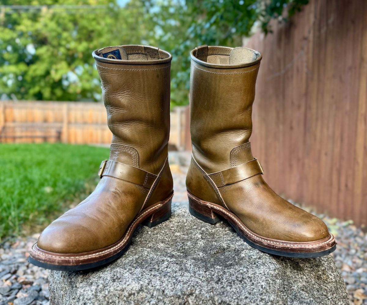 Photo by CarlThaKiller on September 15, 2025 of the John Lofgren Wabash Engineer Boots in Badalassi Carlo Grigio Minerva Liscio.