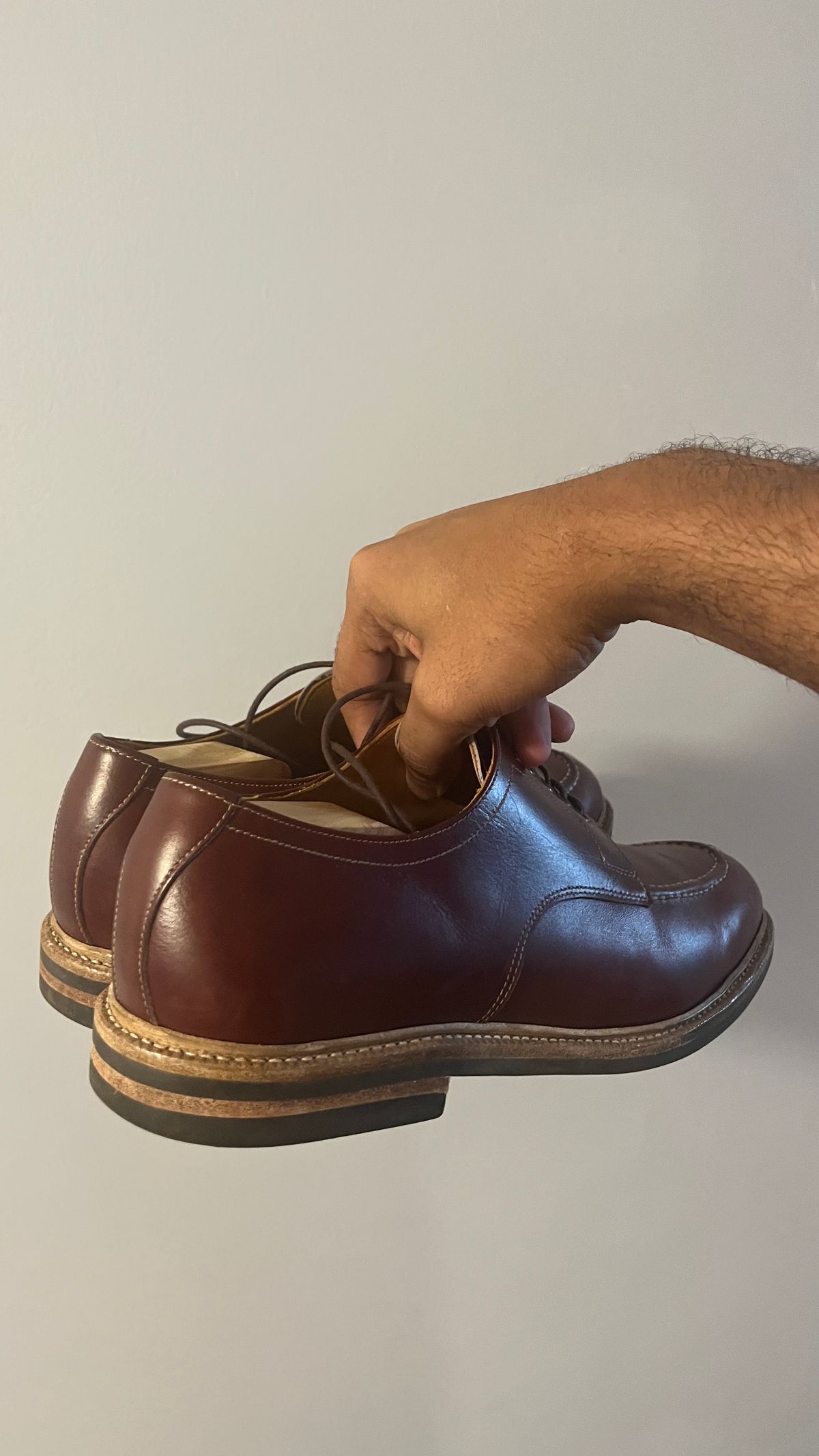 Photo by BigBadWolf on September 12, 2024 of the Meermin Split Toe Derby in Du Puy Burgundy Box Calf.