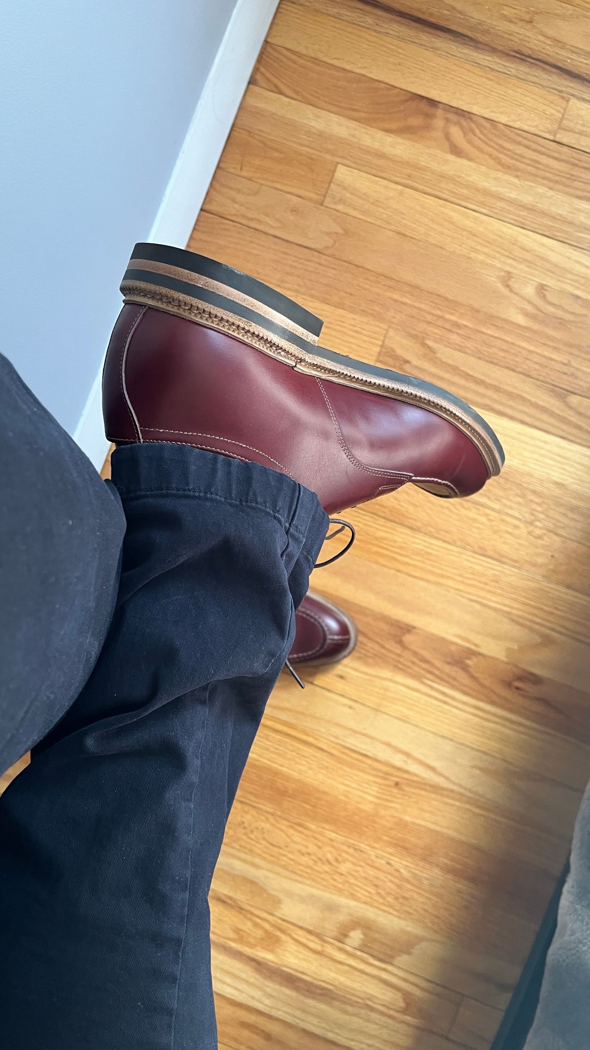 Photo by BigBadWolf on February 22, 2024 of the Meermin Split Toe Derby in Du Puy Burgundy Box Calf.