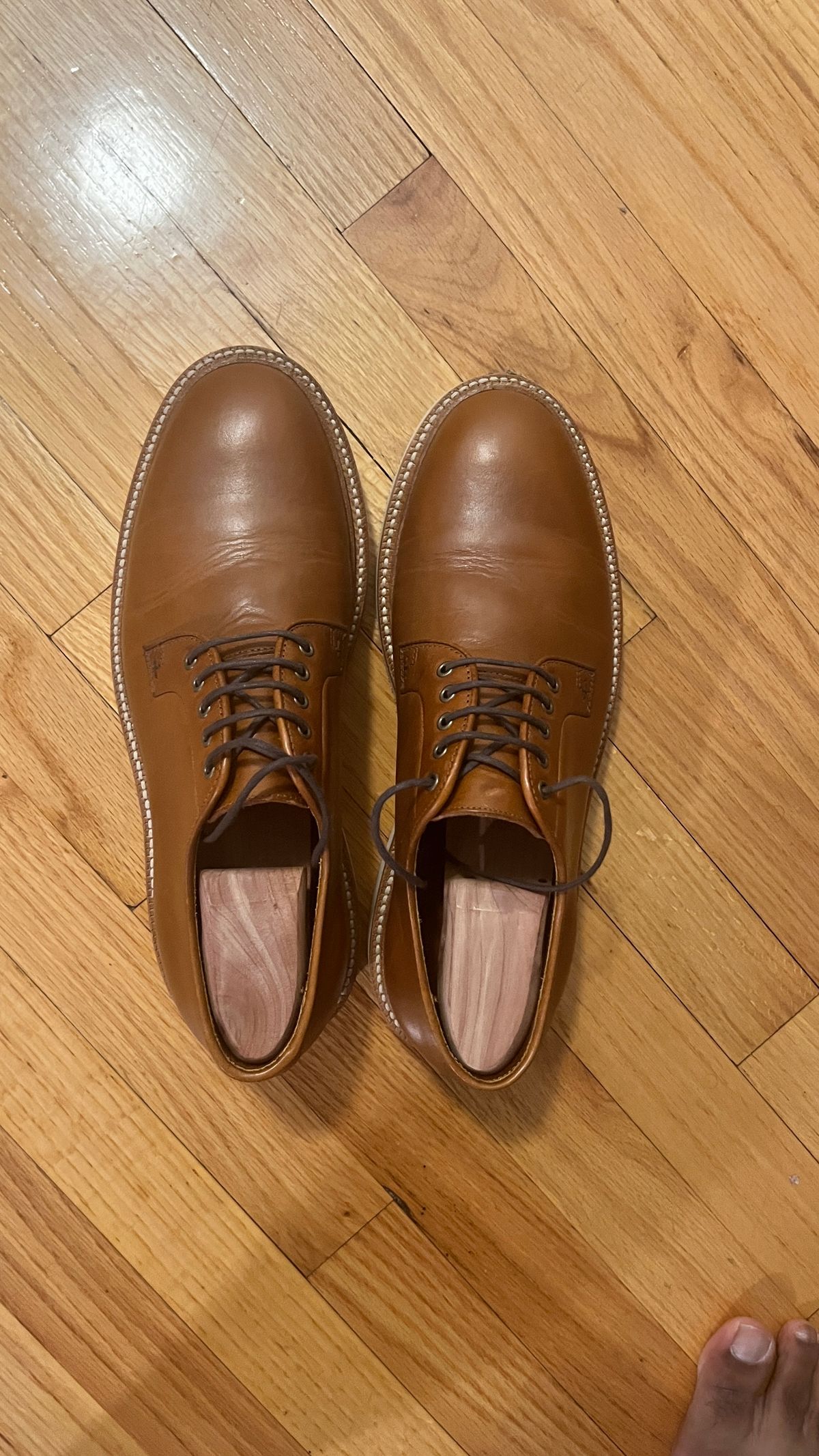 Photo by BigBadWolf on September 12, 2024 of the Grant Stone Plain Toe Blucher in Badalassi Carlo Saddle Tan Minerva.