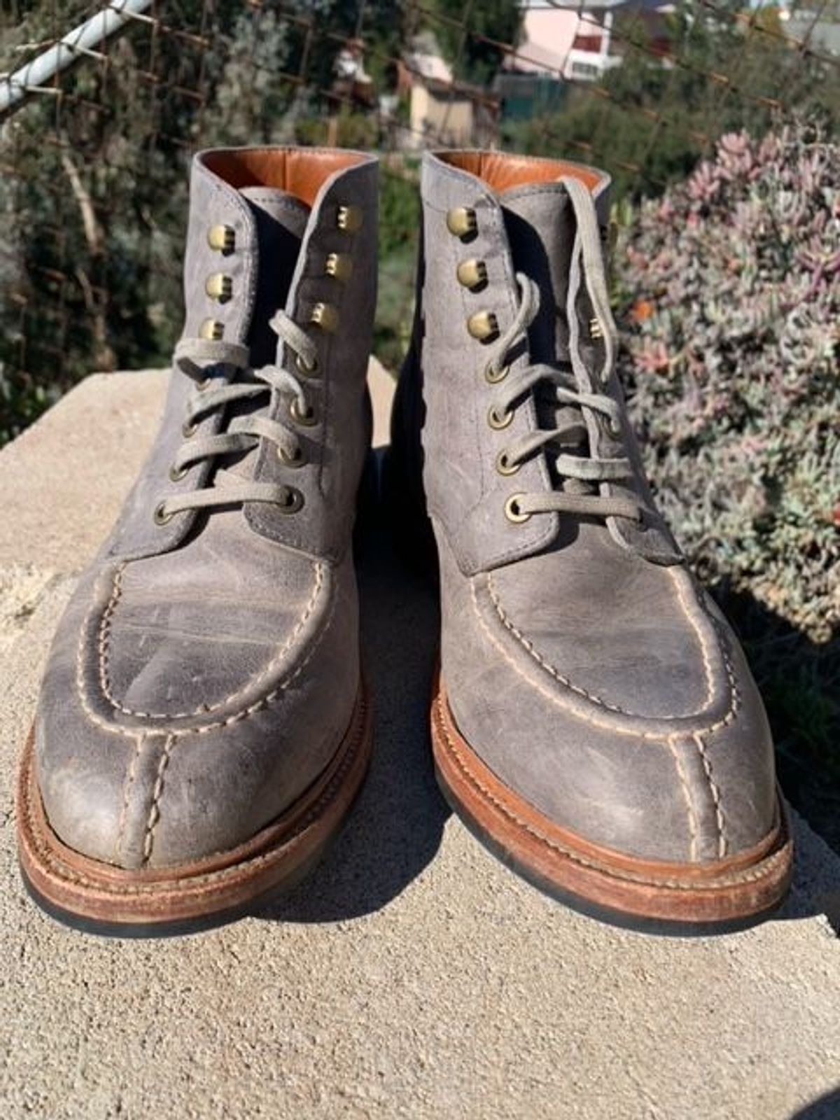 Photo by patinathunderdome on February 5, 2022 of the Grant Stone Ottawa Boot in C.F. Stead Storm Kudu.