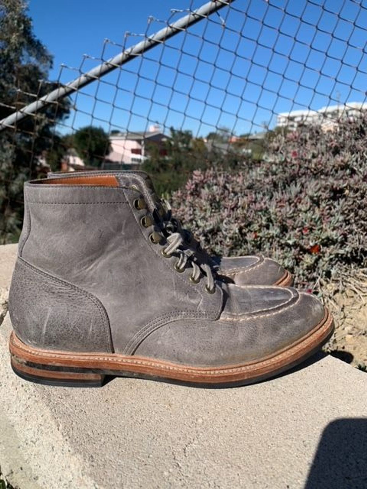Photo by patinathunderdome on February 5, 2022 of the Grant Stone Ottawa Boot in C.F. Stead Storm Kudu.