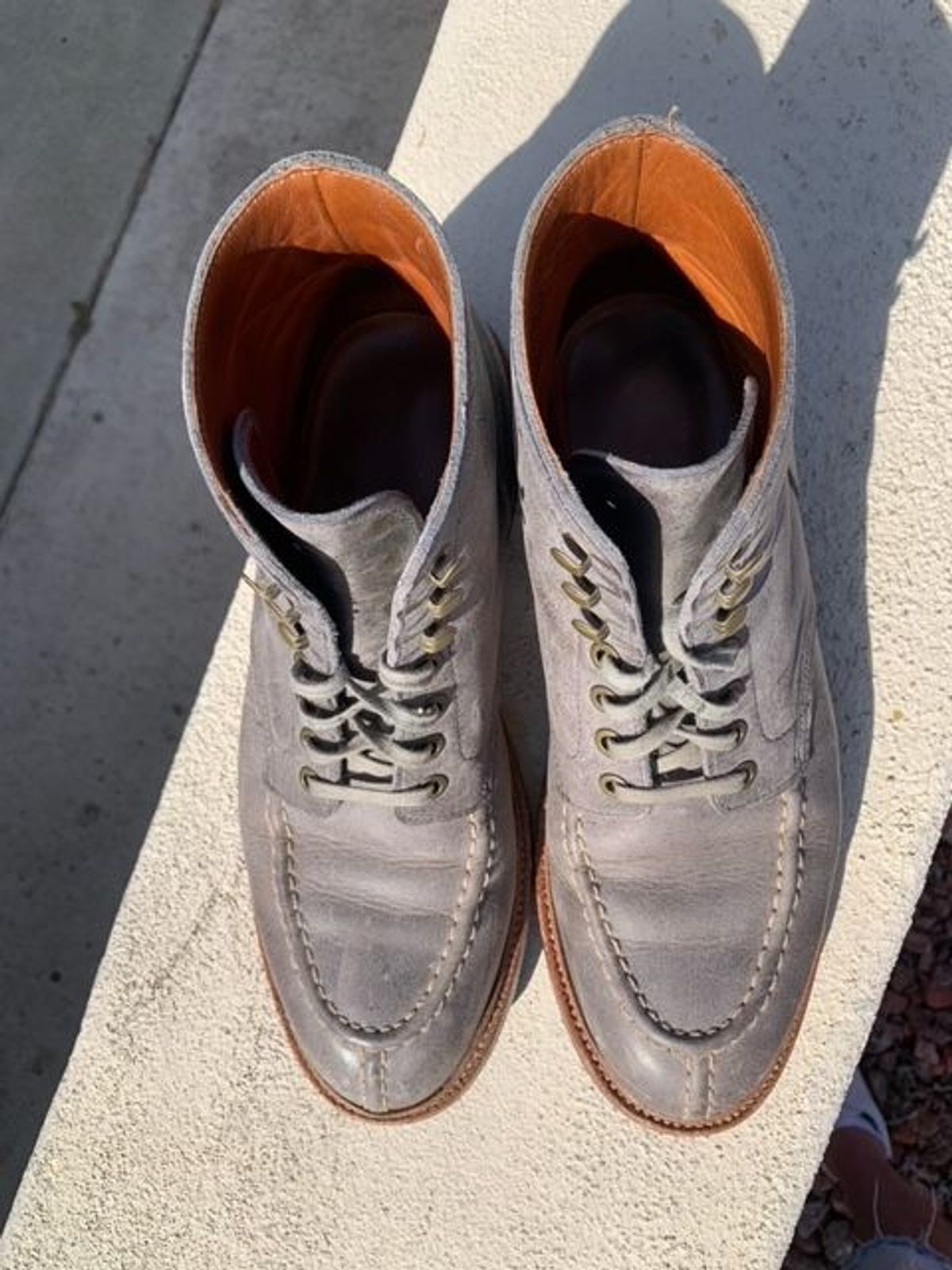 Photo by patinathunderdome on May 5, 2022 of the Grant Stone Ottawa Boot in C.F. Stead Storm Kudu.