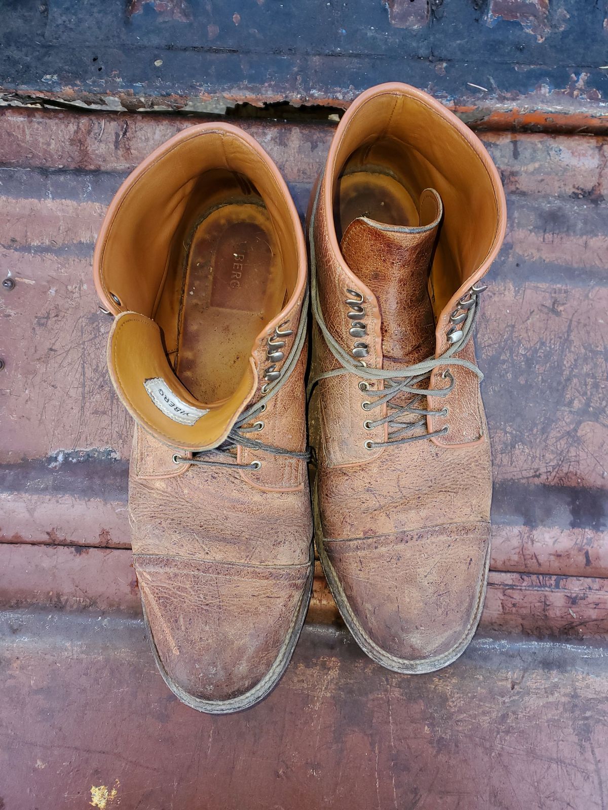 Photo by patinathunderdome on December 1, 2021 of the Viberg Service Boot in C.F. Stead Snuff Shrunken Kudu.