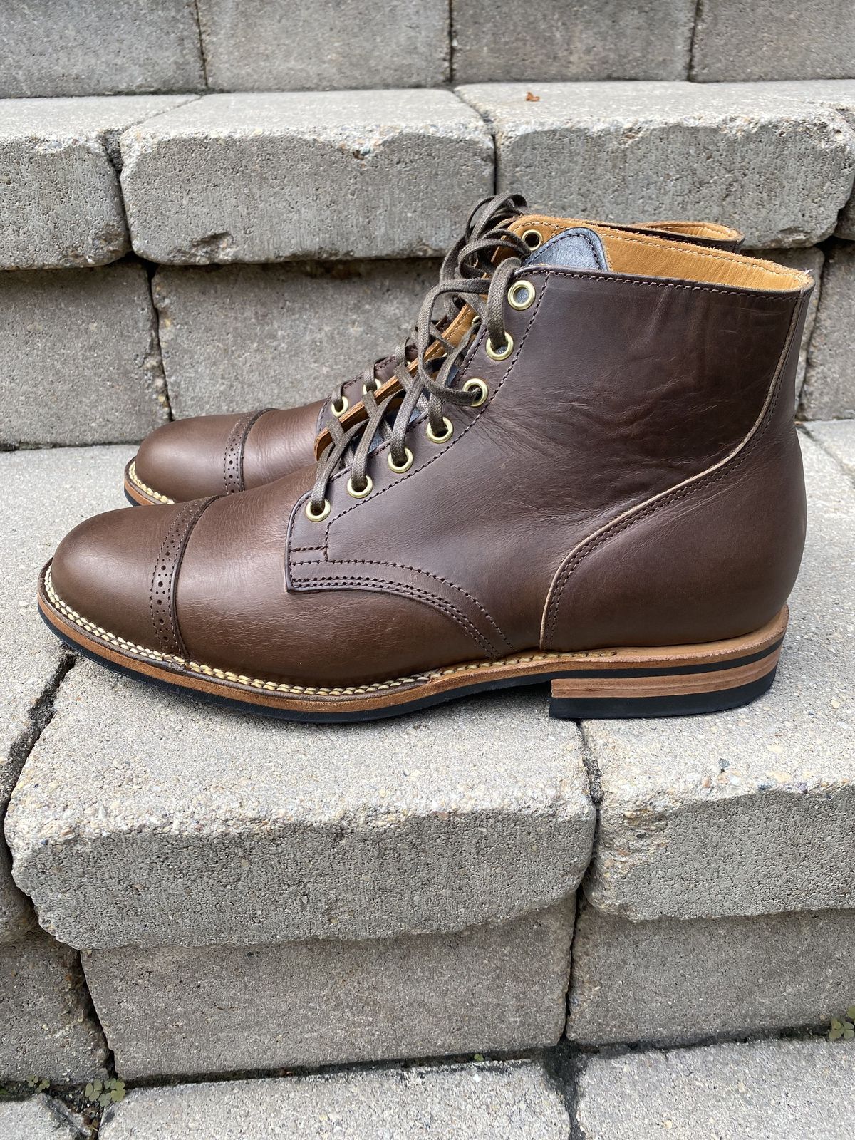 Photo by patinathunderdome on October 2, 2021 of the Viberg Service Boot in Guidi Olive Calf.