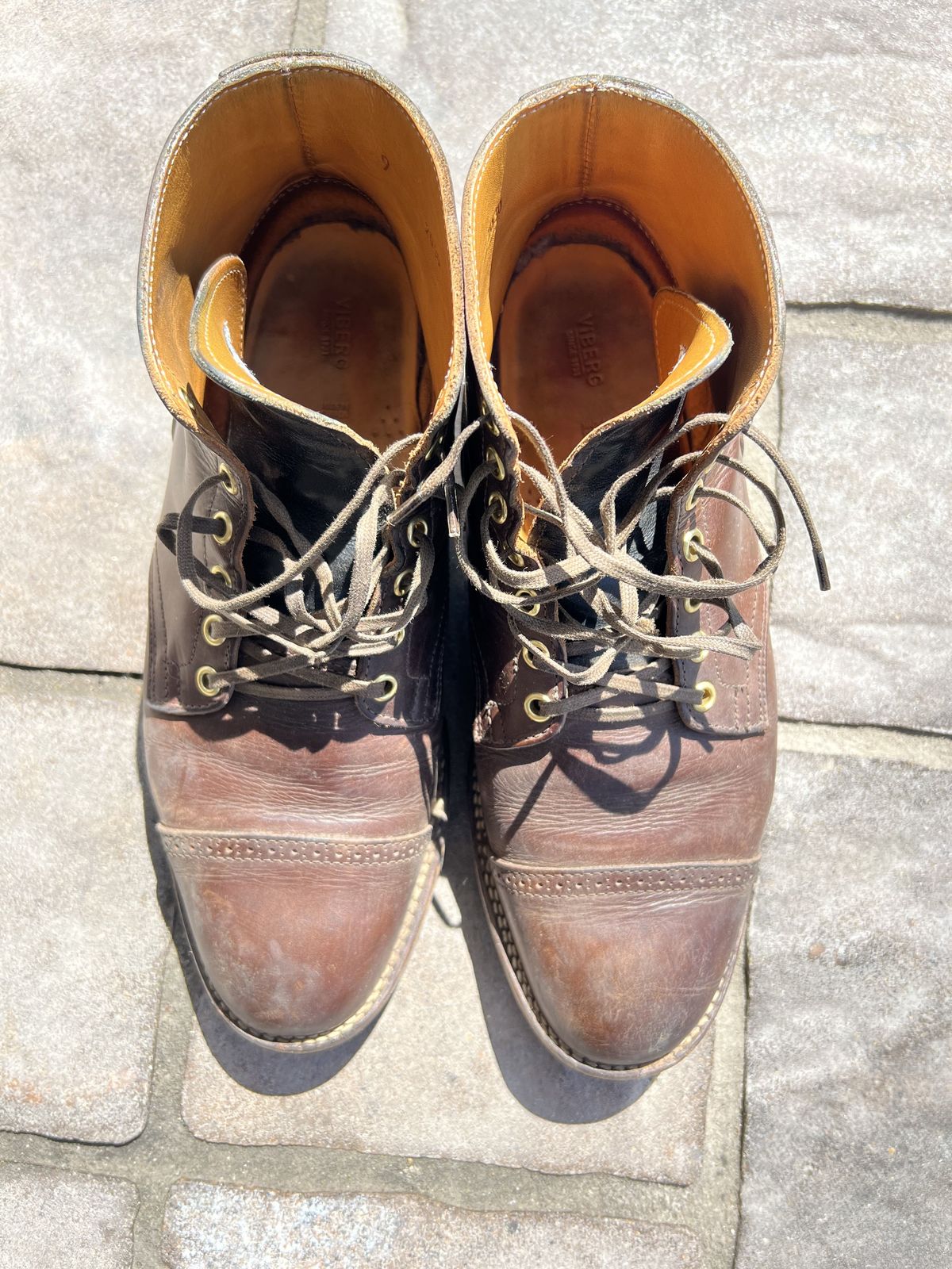 Photo by patinathunderdome on April 1, 2022 of the Viberg Service Boot in Guidi Olive Calf.