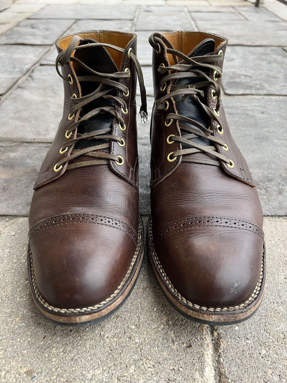 Photo by patinathunderdome on May 6, 2022 of the Viberg Service Boot in Guidi Olive Calf.