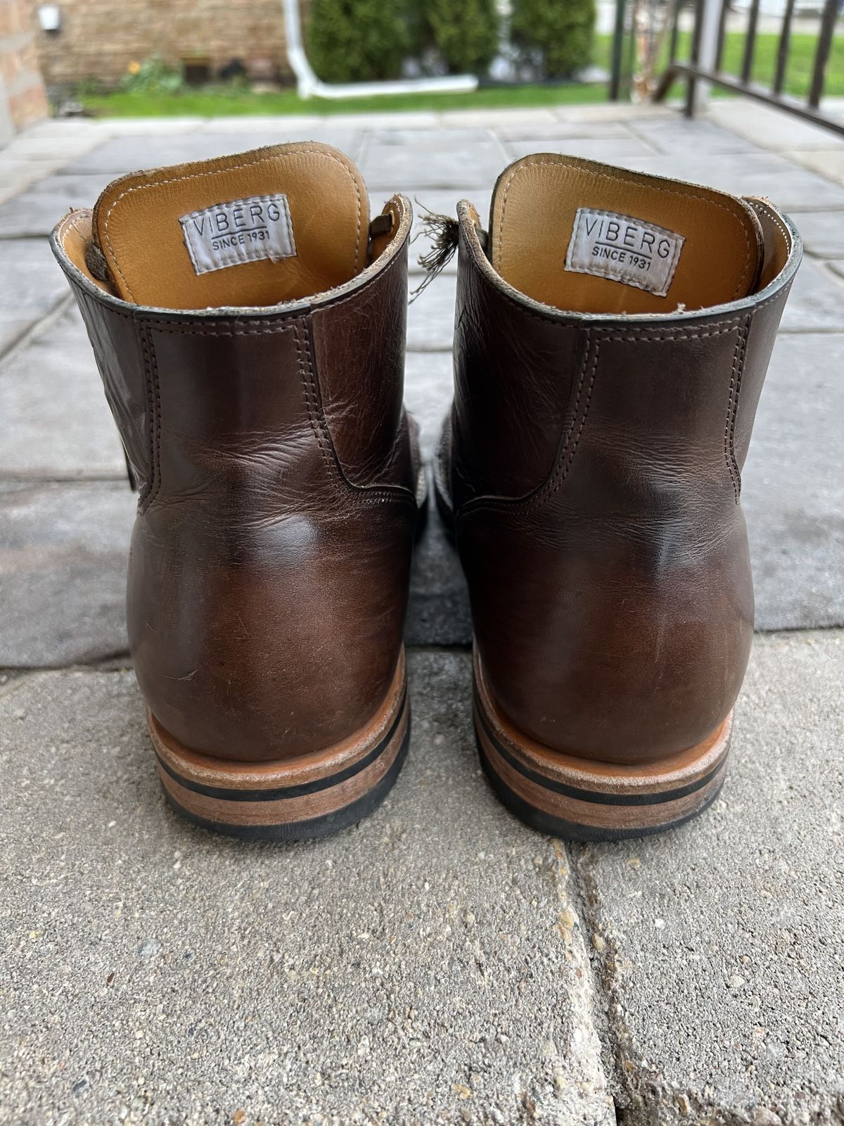 Photo by patinathunderdome on May 6, 2022 of the Viberg Service Boot in Guidi Olive Calf.