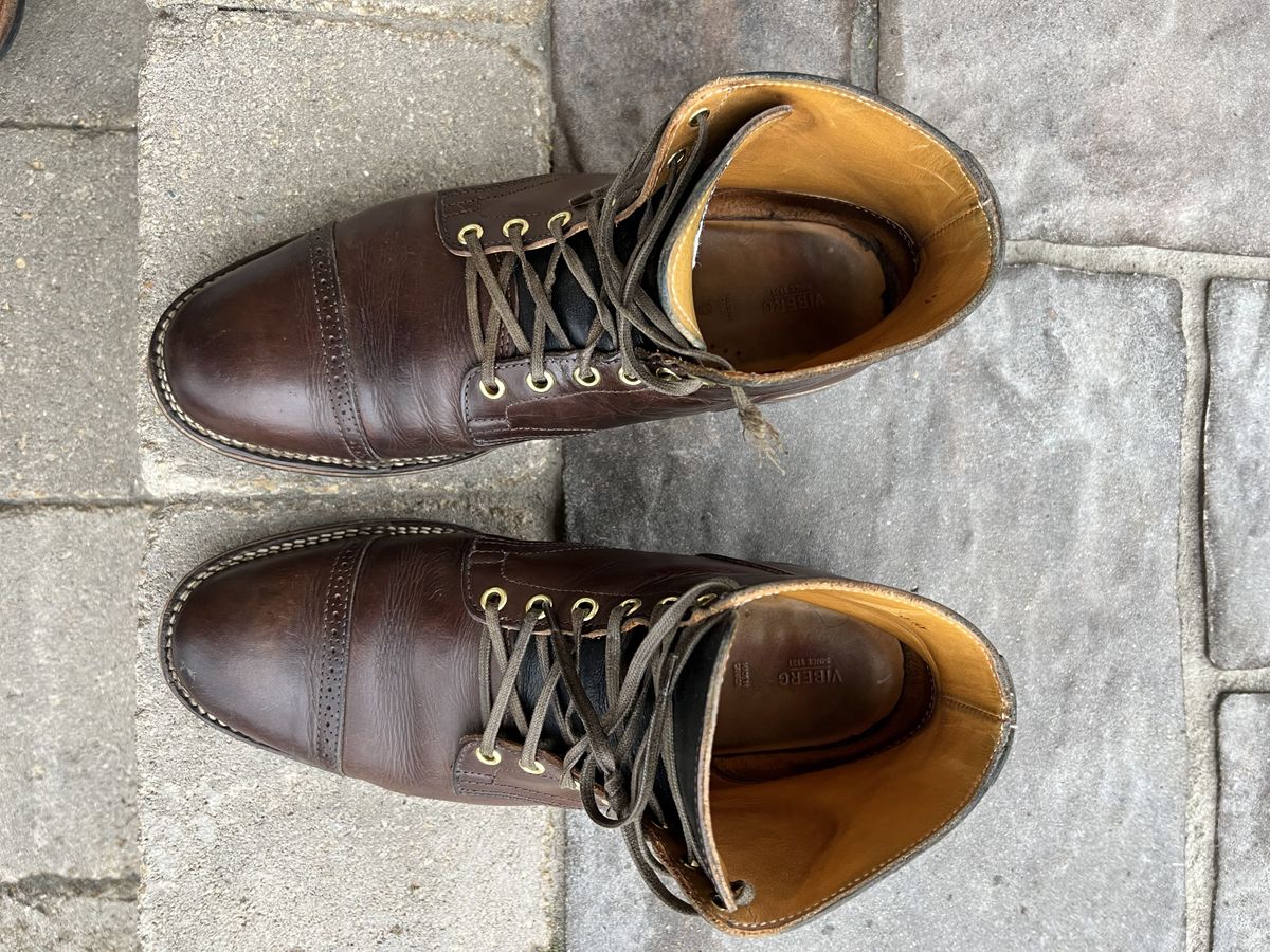 Photo by patinathunderdome on May 6, 2022 of the Viberg Service Boot in Guidi Olive Calf.