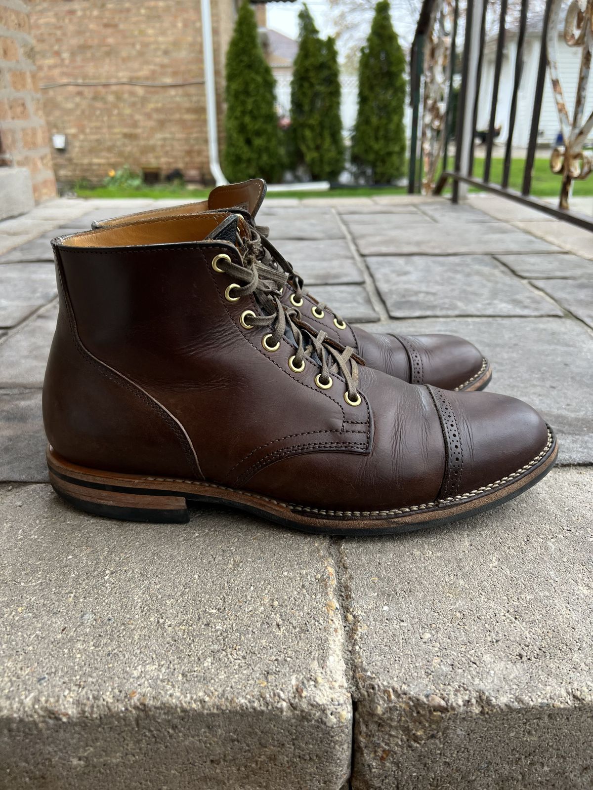 Photo by patinathunderdome on May 6, 2022 of the Viberg Service Boot in Guidi Olive Calf.