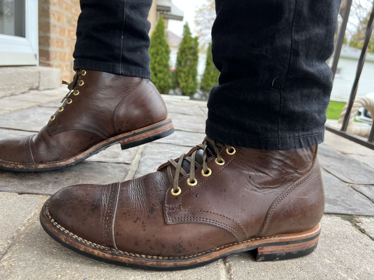 Photo by patinathunderdome on May 6, 2022 of the Viberg Service Boot in Guidi Olive Calf.