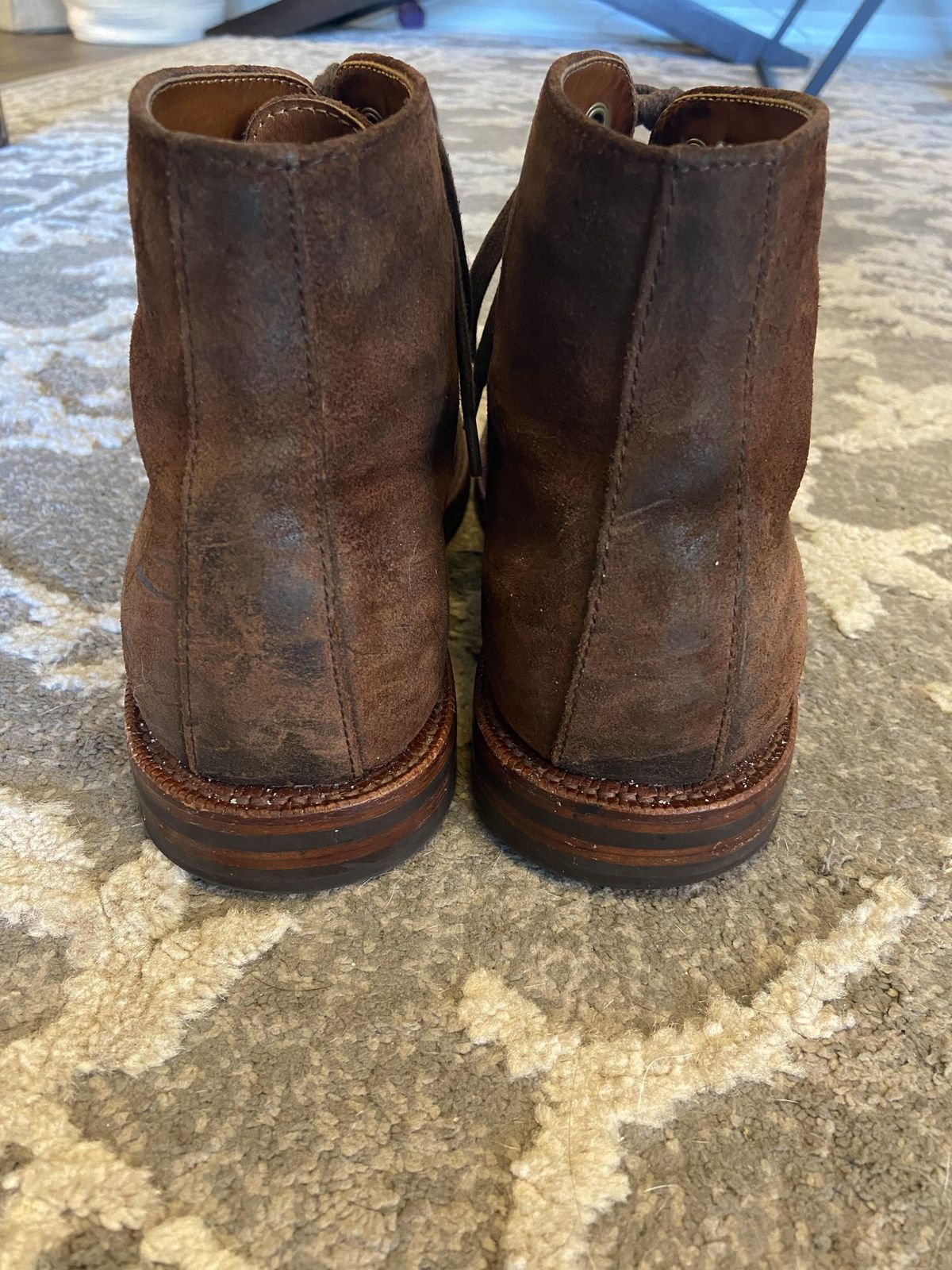 Photo by patinathunderdome on January 2, 2022 of the Grant Stone Edward Boot in C.F. Stead Tobacco Waxy Commander Suede.