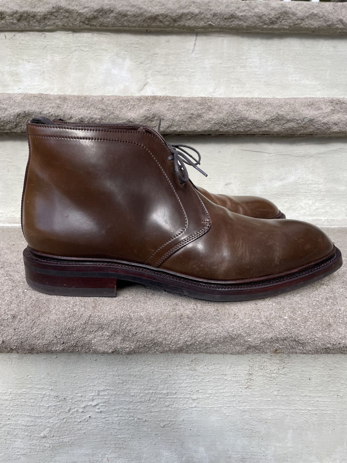 Photo by patinathunderdome on November 3, 2021 of the Carmina Chukka Boots 708 in Horween Armagnac Shell Cordovan.