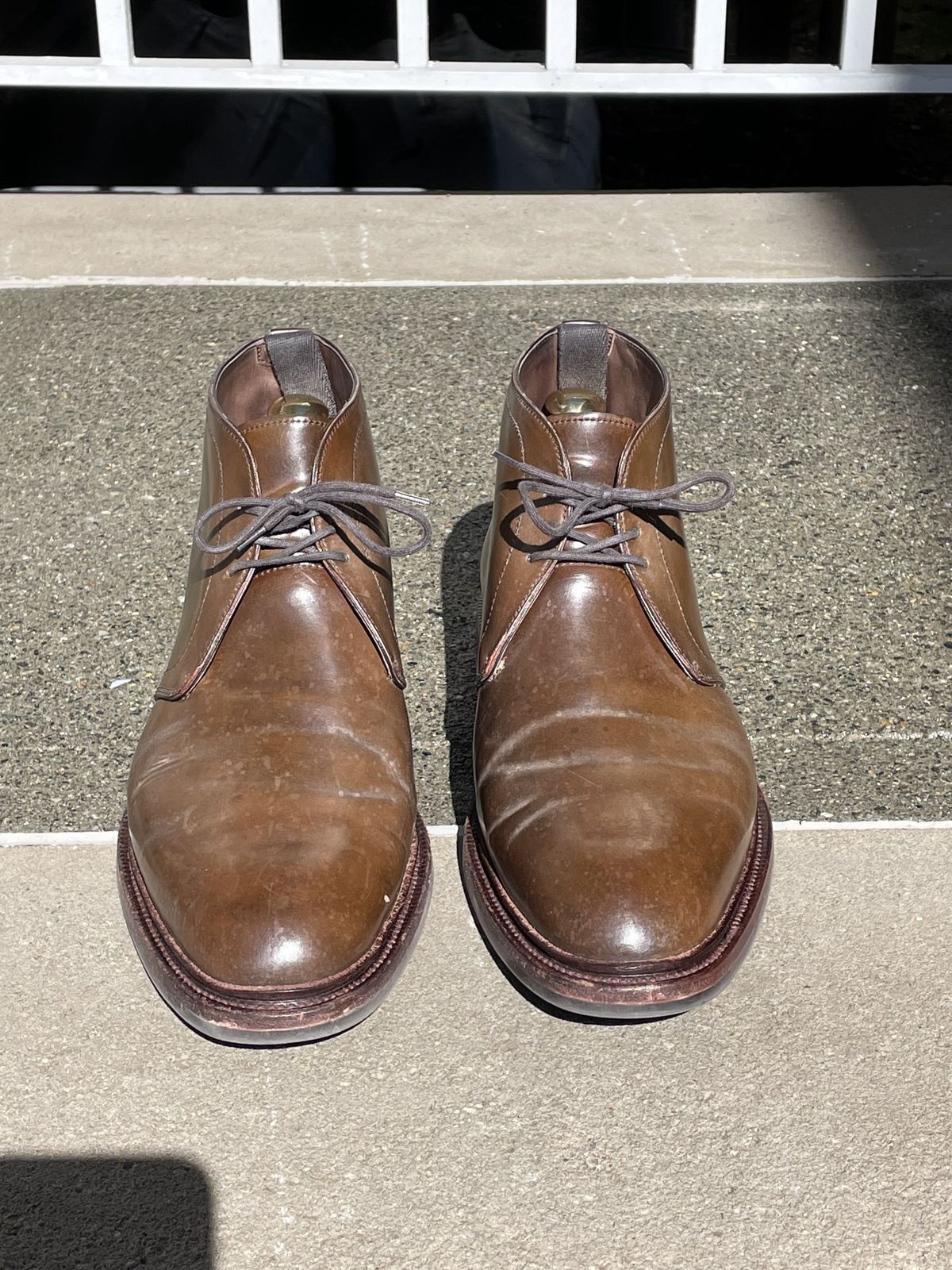 Photo by patinathunderdome on March 3, 2022 of the Carmina Chukka Boots 708 in Horween Armagnac Shell Cordovan.