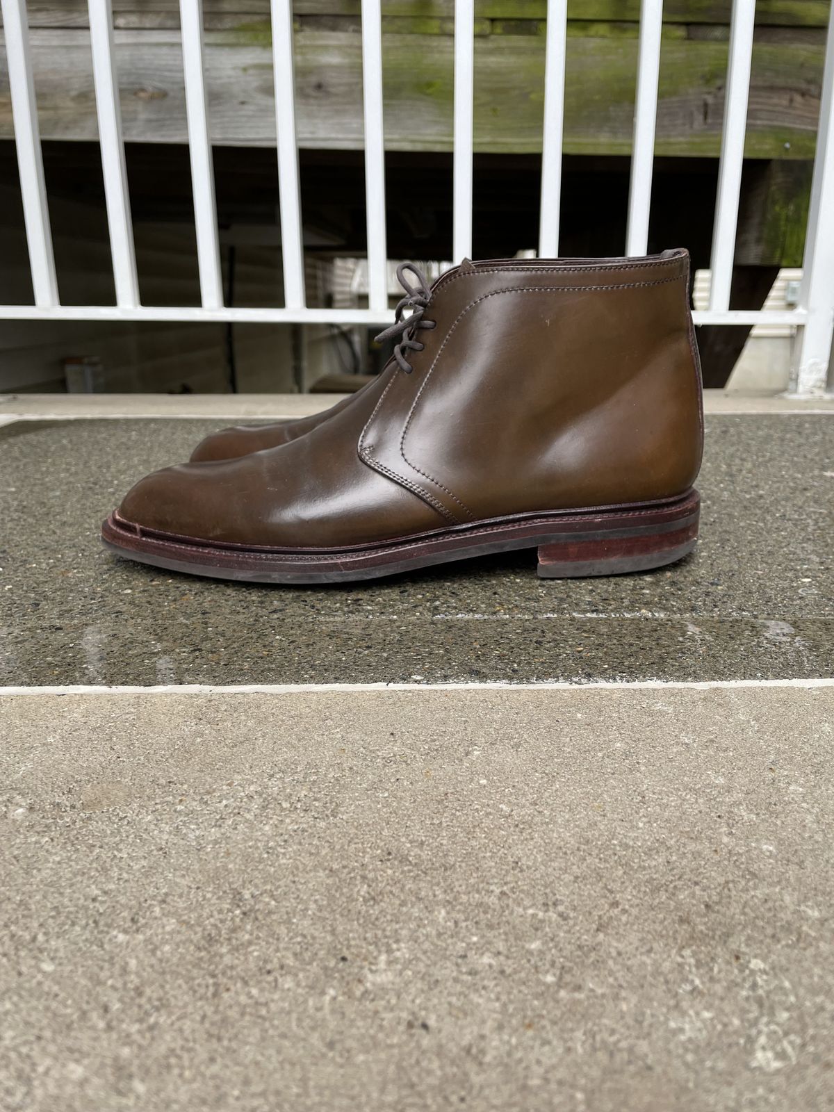 Photo by patinathunderdome on April 3, 2022 of the Carmina Chukka Boots 708 in Horween Armagnac Shell Cordovan.