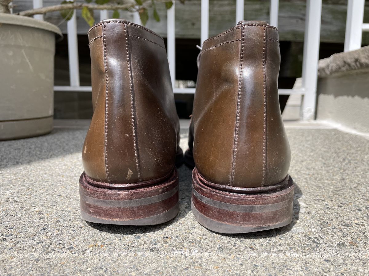 Photo by patinathunderdome on May 4, 2022 of the Carmina Chukka Boots 708 in Horween Armagnac Shell Cordovan.