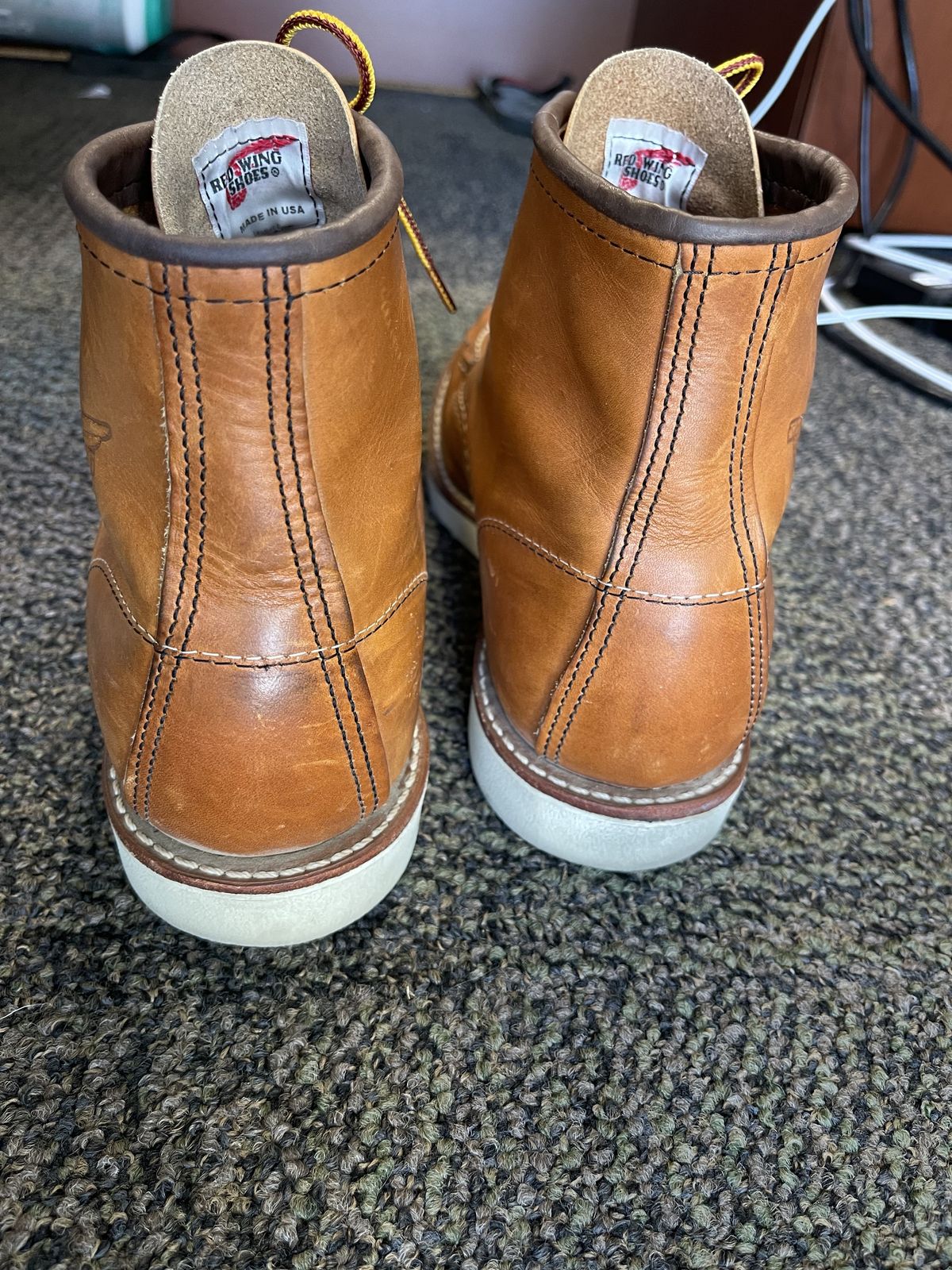 Photo by patinathunderdome on November 4, 2021 of the Red Wing 6-Inch Classic Moc in S.B. Foot Oro-Iginal.