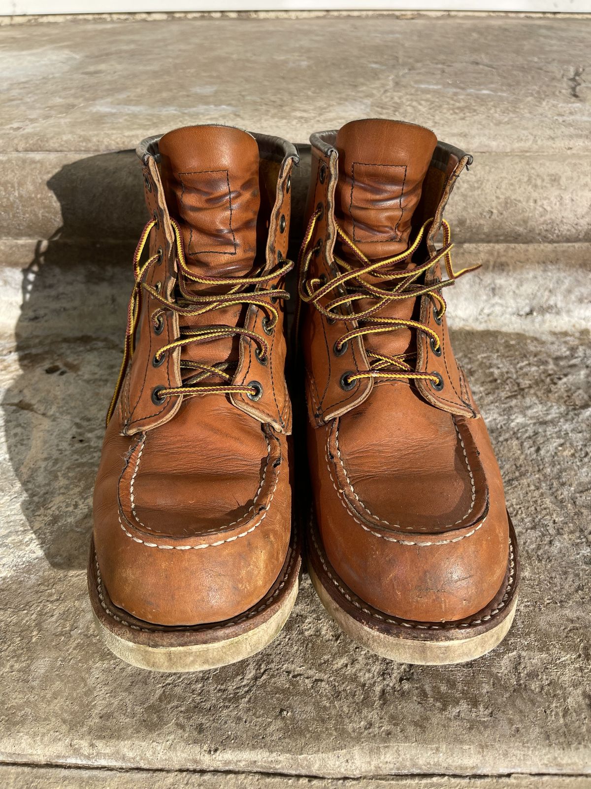 Photo by patinathunderdome on January 5, 2022 of the Red Wing 6-Inch Classic Moc in S.B. Foot Oro-Iginal.