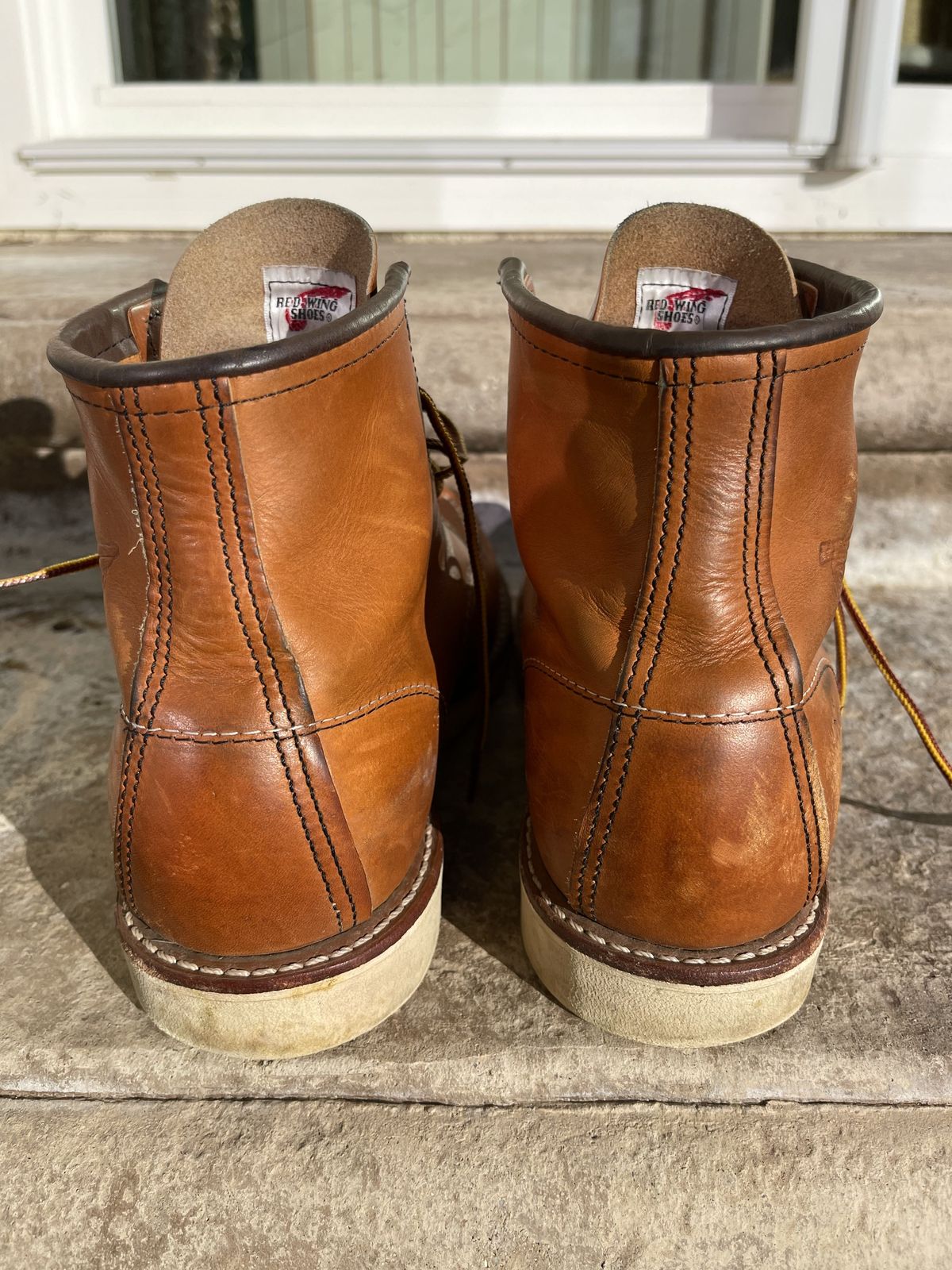 Photo by patinathunderdome on January 5, 2022 of the Red Wing 6-Inch Classic Moc in S.B. Foot Oro-Iginal.