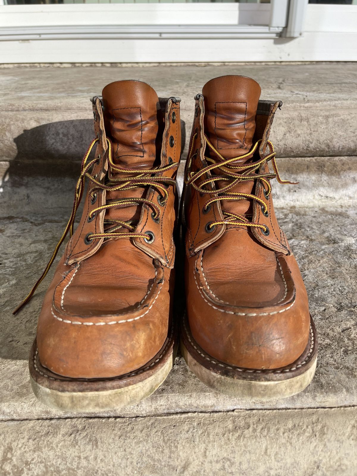 Photo by patinathunderdome on January 5, 2022 of the Red Wing 6-Inch Classic Moc in S.B. Foot Oro-Iginal.