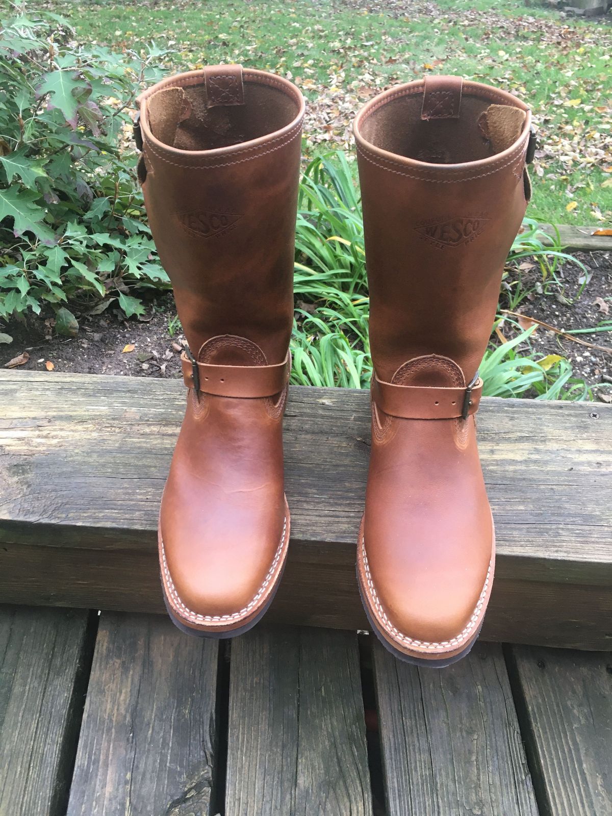Photo by patinathunderdome on November 1, 2021 of the Wesco Boss Engineer Boot in Seidel British Tan Domain.