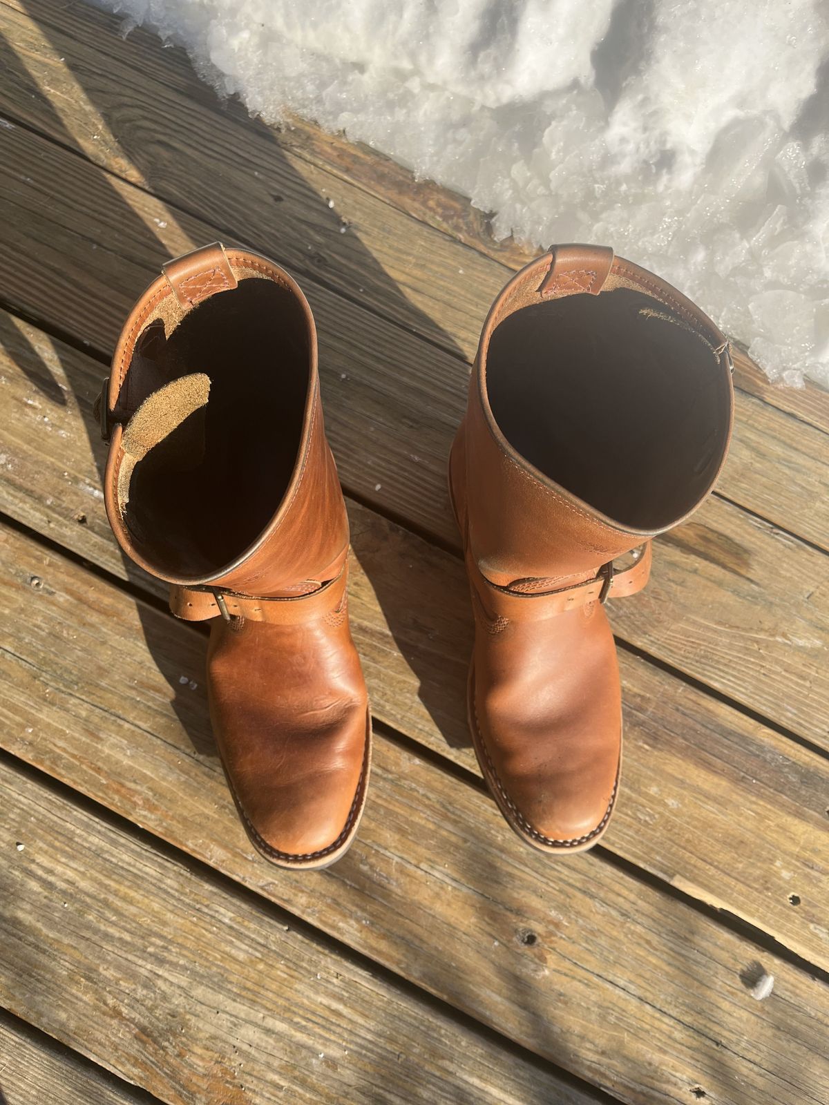 Photo by patinathunderdome on February 5, 2022 of the Wesco Boss Engineer Boot in Seidel British Tan Domain.