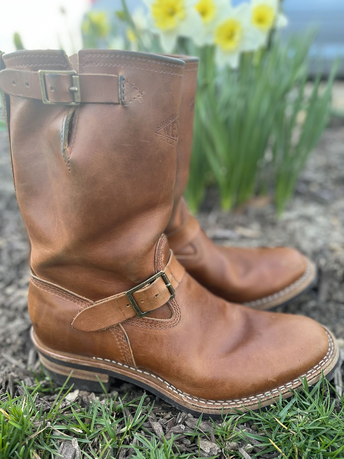 Photo by patinathunderdome on April 5, 2022 of the Wesco Boss Engineer Boot in Seidel British Tan Domain.