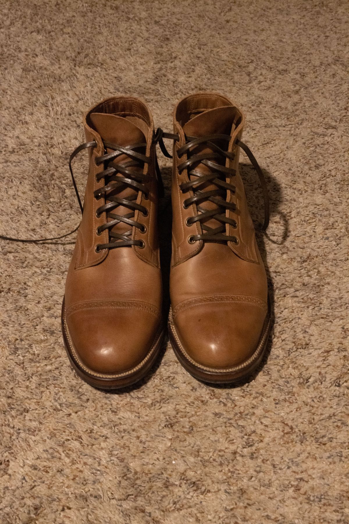 Photo by patinathunderdome on October 1, 2021 of the Viberg Service Boot in Horween Natural Chromexcel.