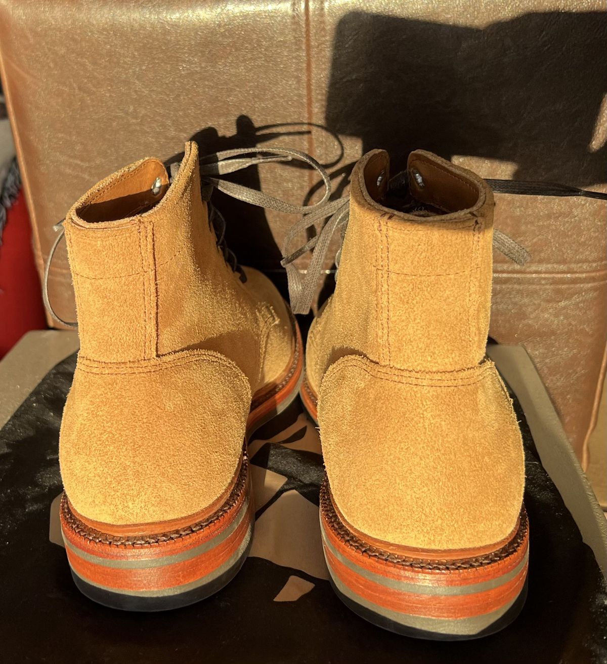 Photo by patinathunderdome on October 1, 2021 of the Parkhurst The Allen in S.B. Foot Dune Roughout Suede.