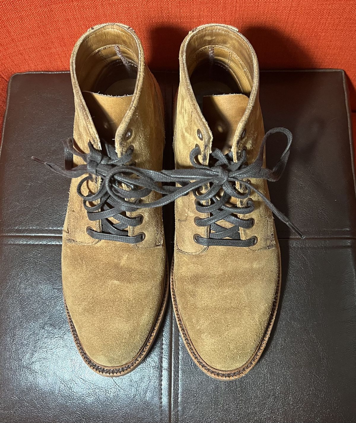 Photo by patinathunderdome on November 3, 2021 of the Parkhurst The Allen in S.B. Foot Dune Roughout Suede.