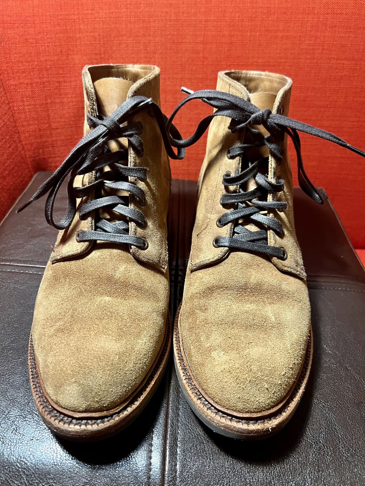Photo by patinathunderdome on November 3, 2021 of the Parkhurst The Allen in S.B. Foot Dune Roughout Suede.