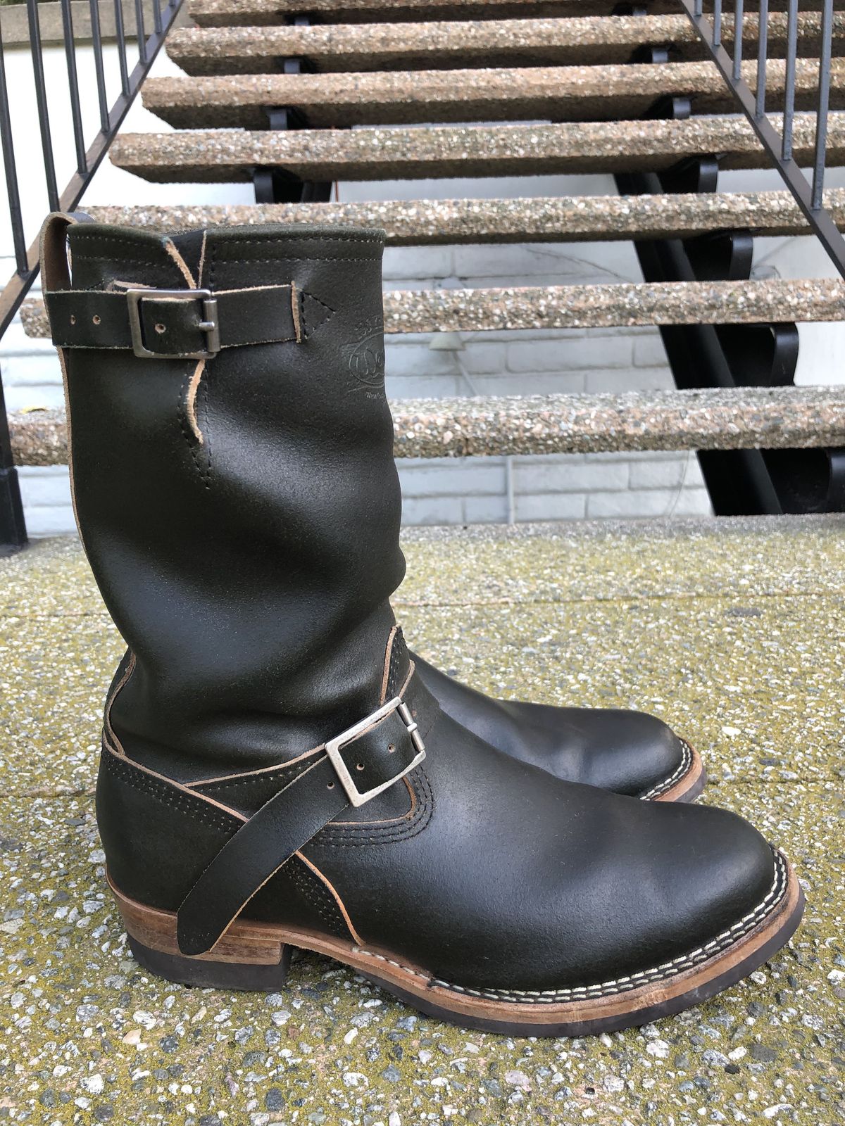 Photo by patinathunderdome on January 4, 2022 of the Wesco Mister Lou in Horween Olive Waxed Flesh.