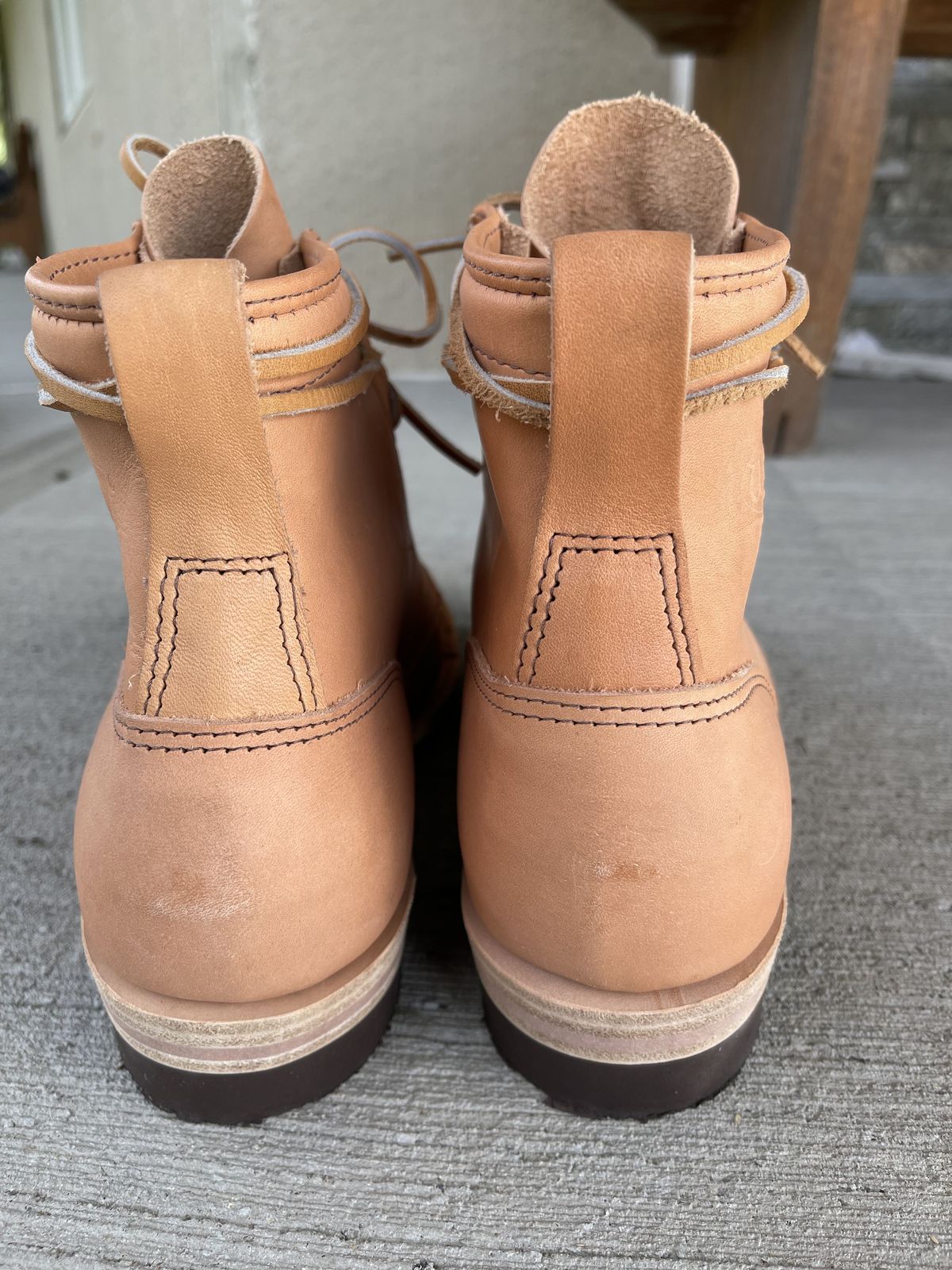 Photo by patinathunderdome on September 30, 2021 of the Wesco Hendrik in Horween Natural Essex.