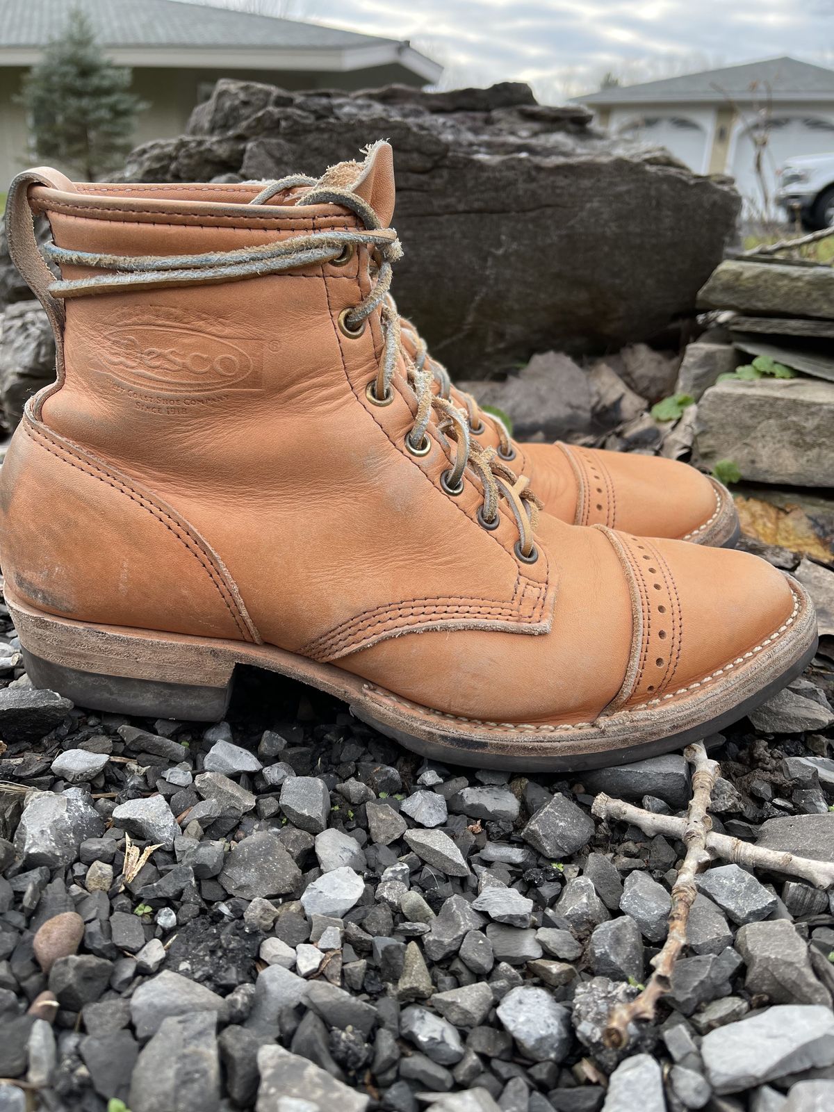 Photo by patinathunderdome on December 4, 2021 of the Wesco Hendrik in Horween Natural Essex.
