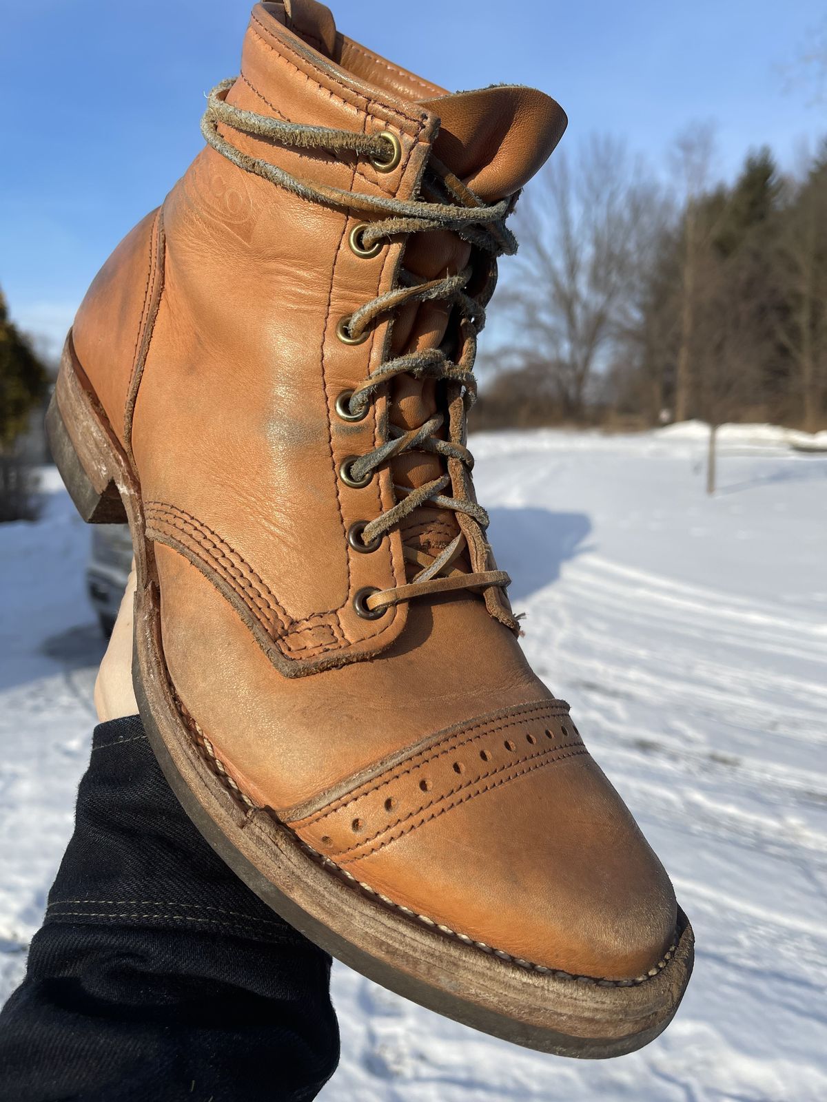 Photo by patinathunderdome on February 2, 2022 of the Wesco Hendrik in Horween Natural Essex.
