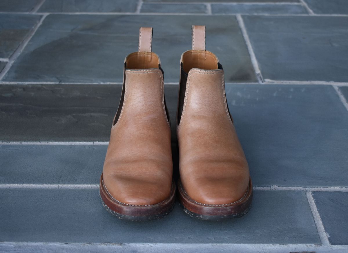 Photo by patinathunderdome on December 4, 2021 of the Benzein The Seventh Chelsea Boot in Shinki Natural Oiled Horsebutt.