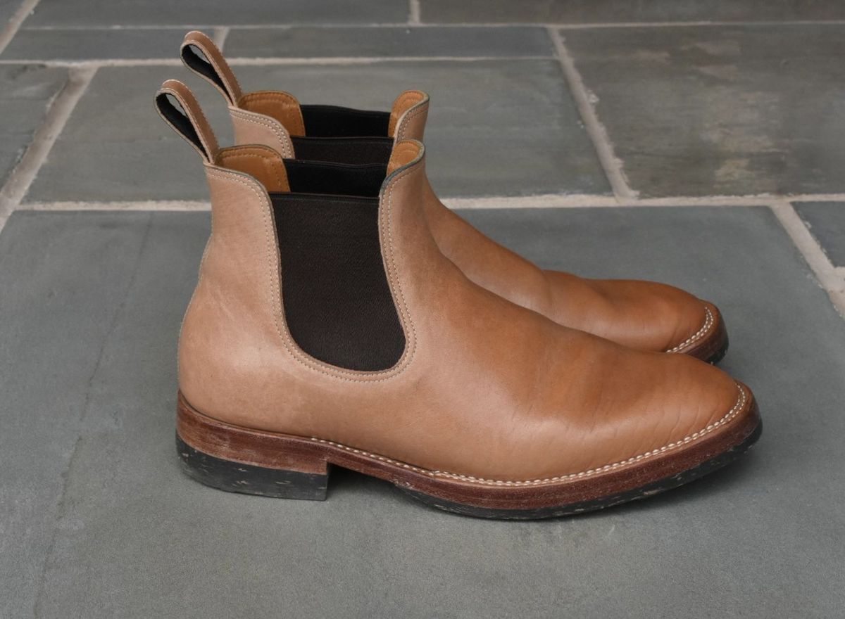 Photo by patinathunderdome on April 4, 2022 of the Benzein The Seventh Chelsea Boot in Shinki Natural Oiled Horsebutt.