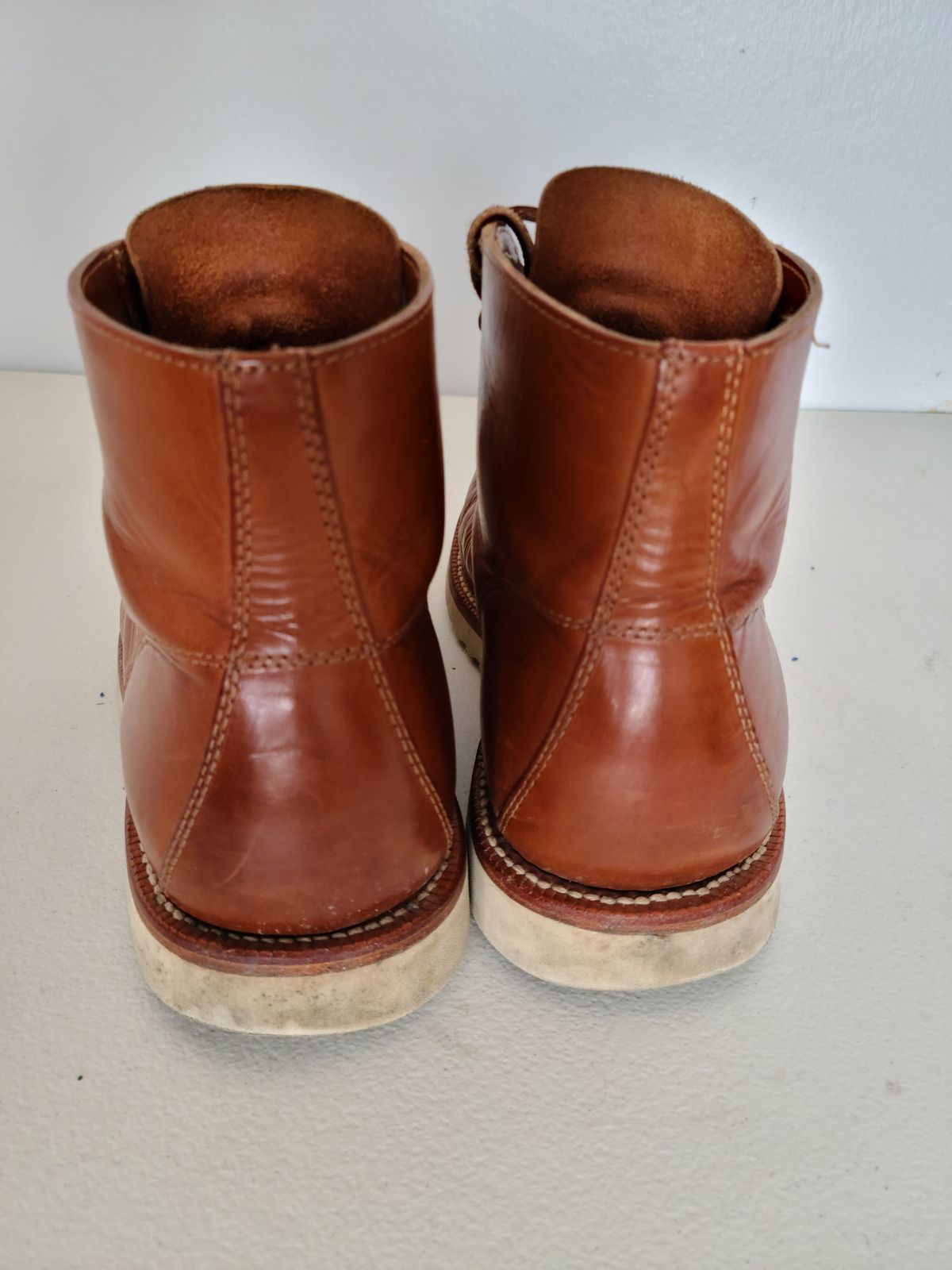 Photo by patinathunderdome on March 2, 2022 of the Grant Stone Brass Boot in Badalassi Carlo Saddle Tan Minerva.