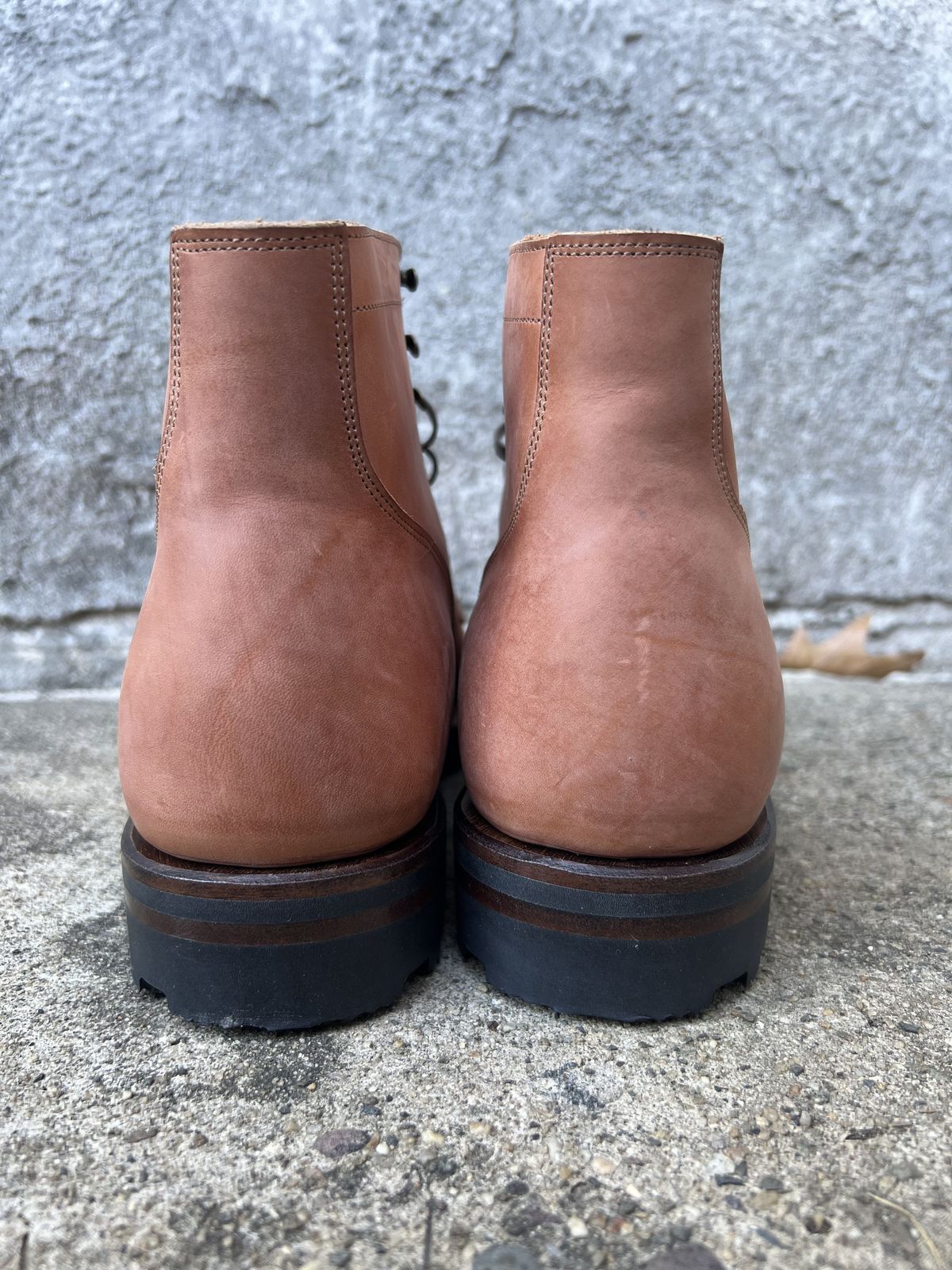 Photo by patinathunderdome on October 1, 2021 of the Viberg Service Boot in Maryam Used Cuoio Vitello Calf.